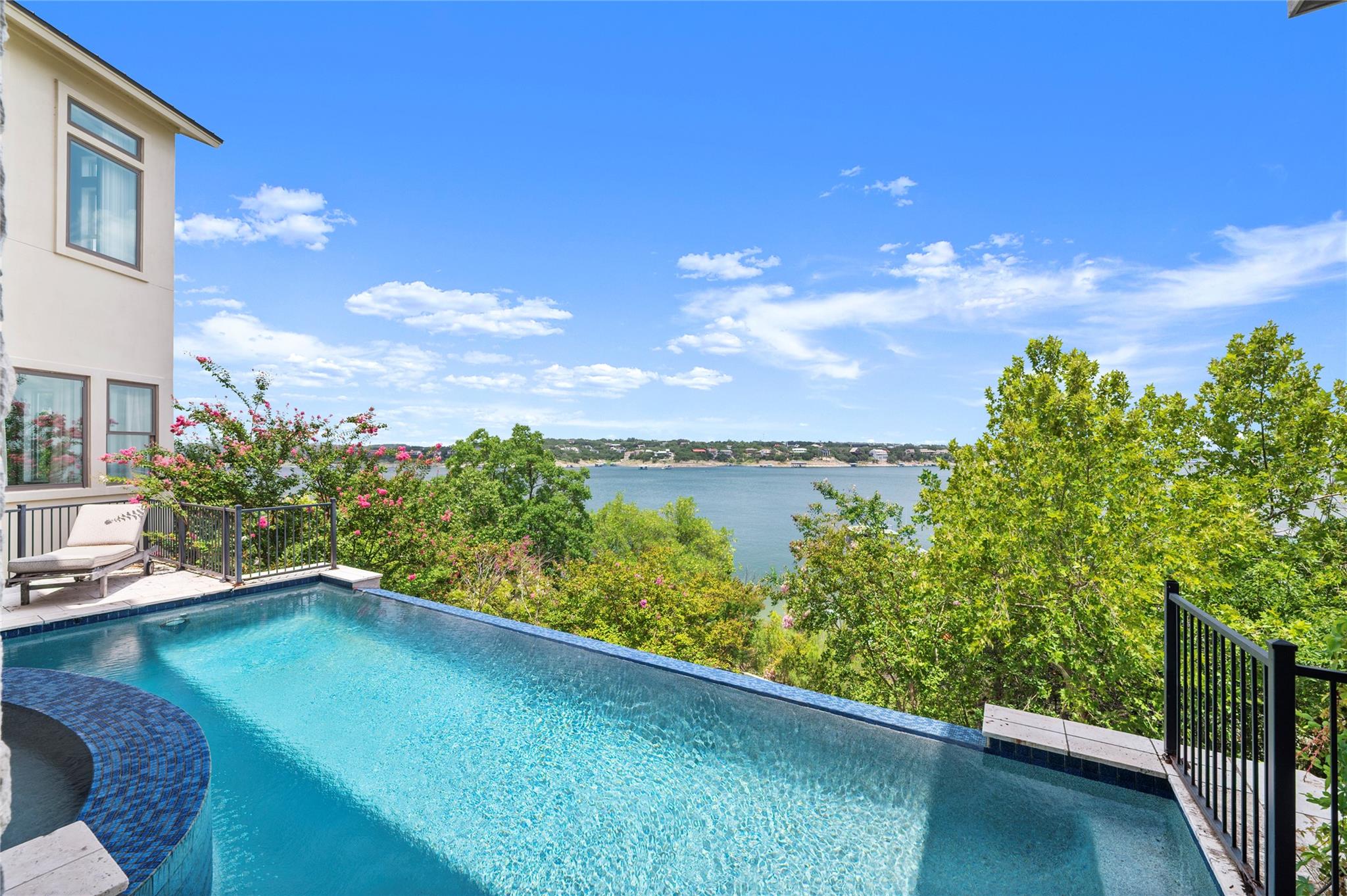 711 Cutlass, Lakeway, TX 78734