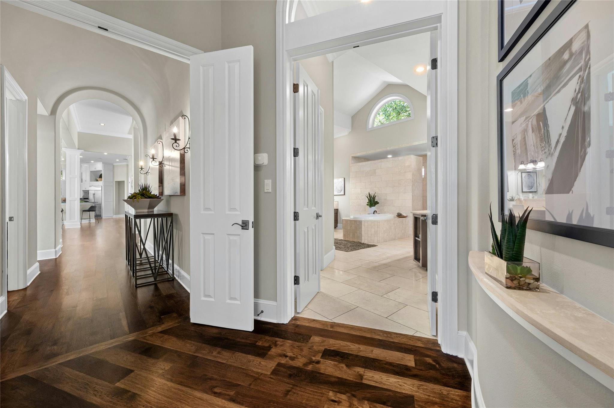 711 Cutlass, Lakeway, TX 78734