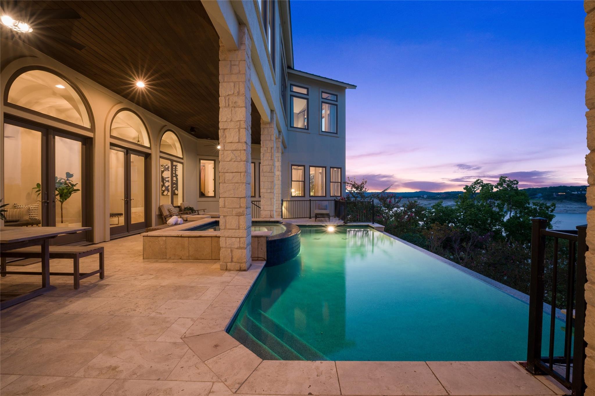 711 Cutlass, Lakeway, TX 78734