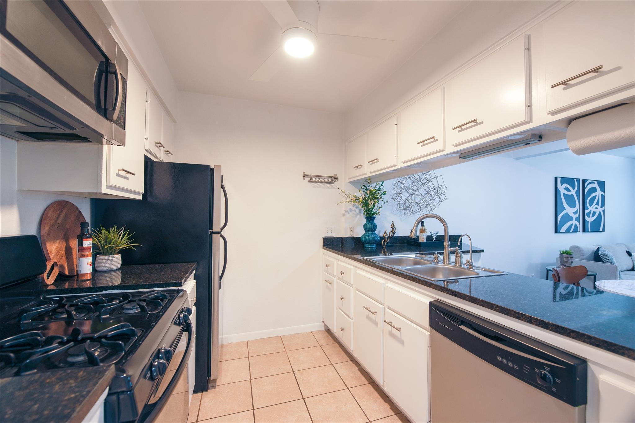 4209 Burnet Rd # 106, Austin, TX 78756