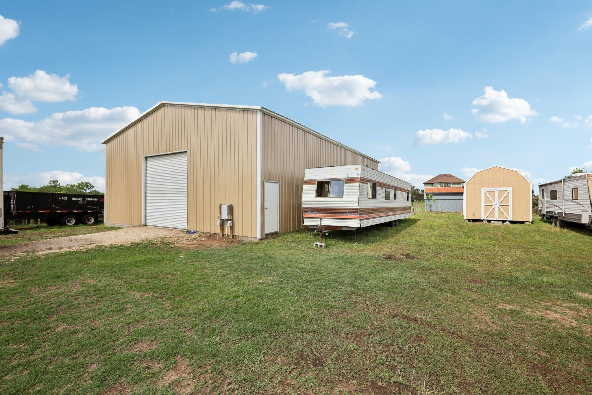 132 Brittany Ln, Bastrop, TX 78602