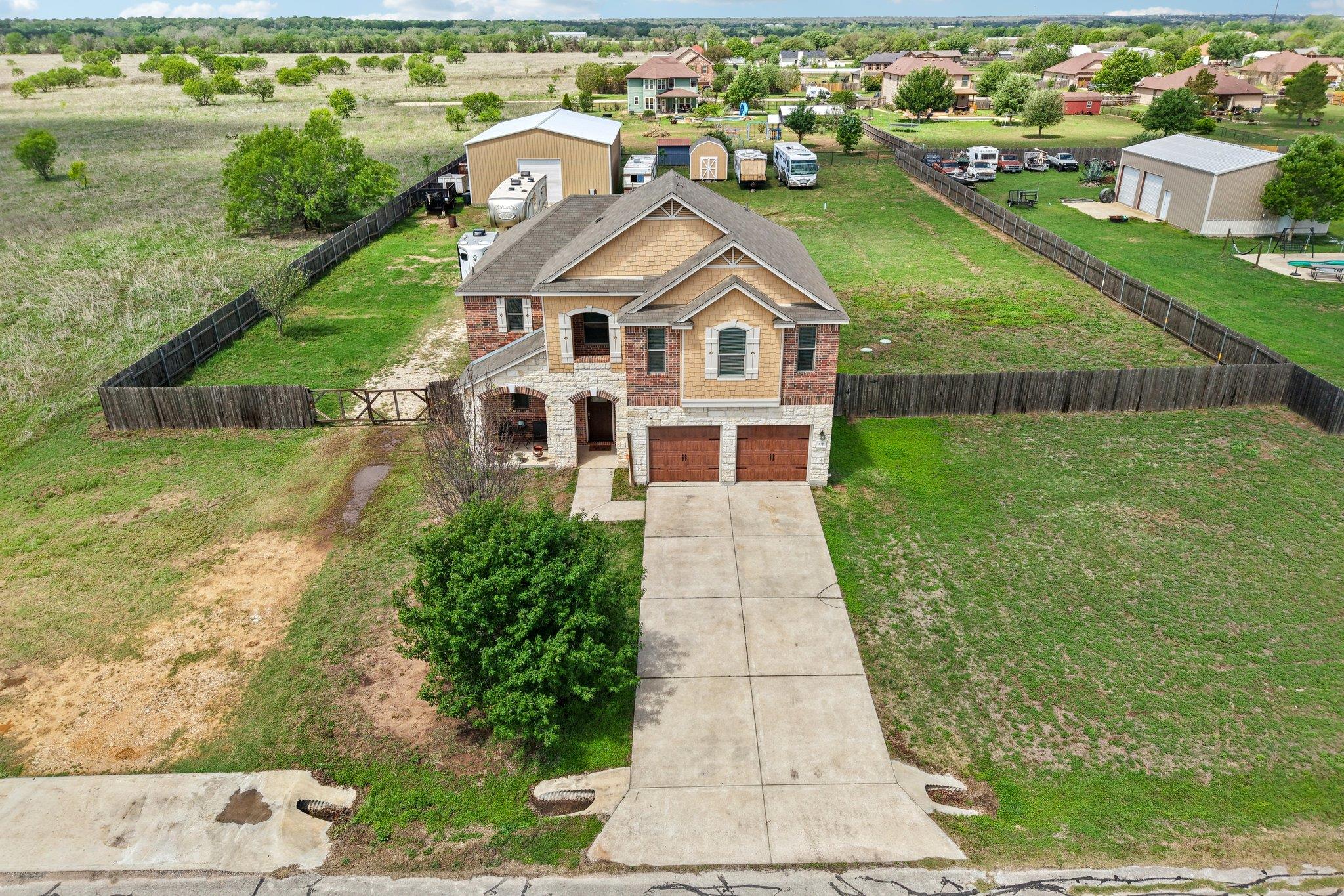 132 Brittany Ln, Bastrop, TX 78602