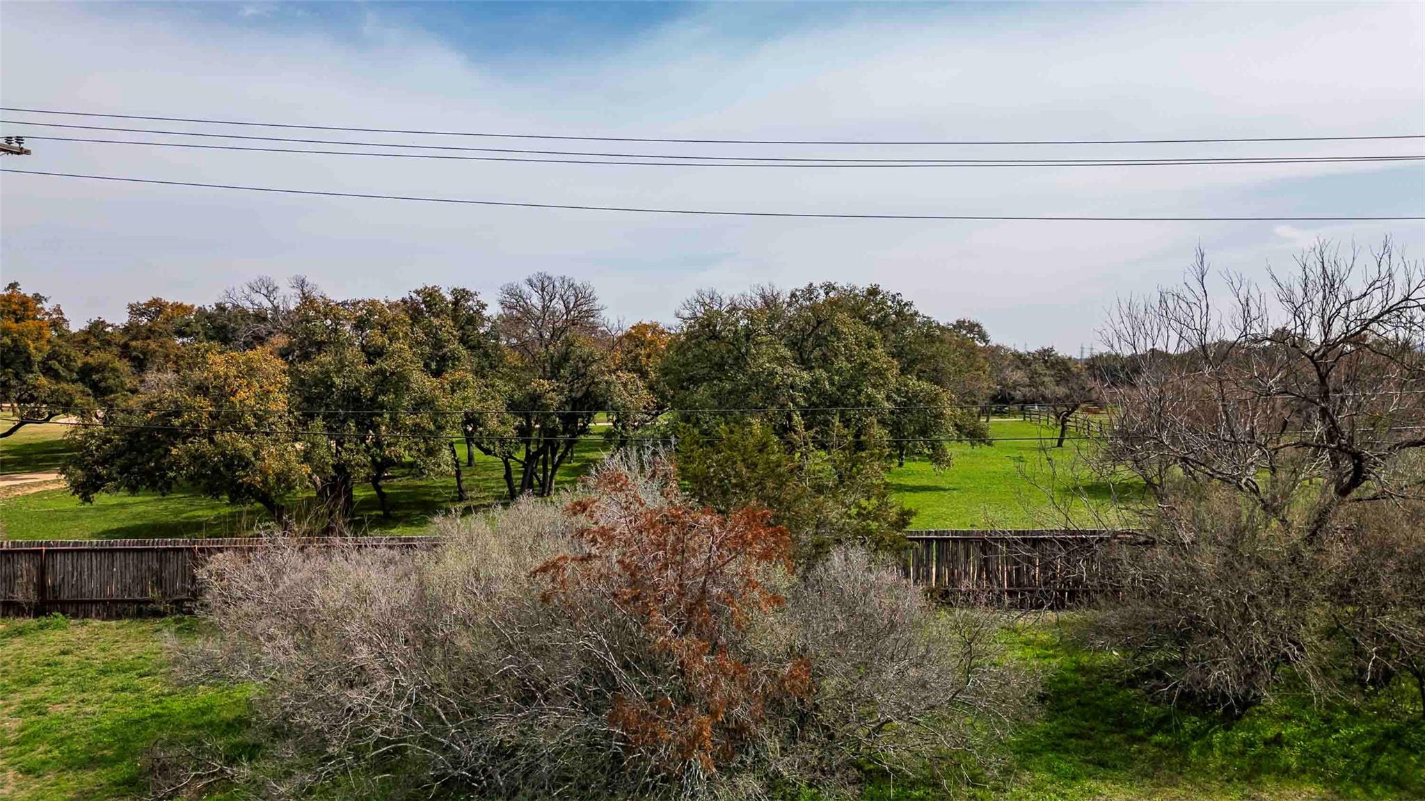 825 Sun Ray, Horseshoe Bay, TX 78657