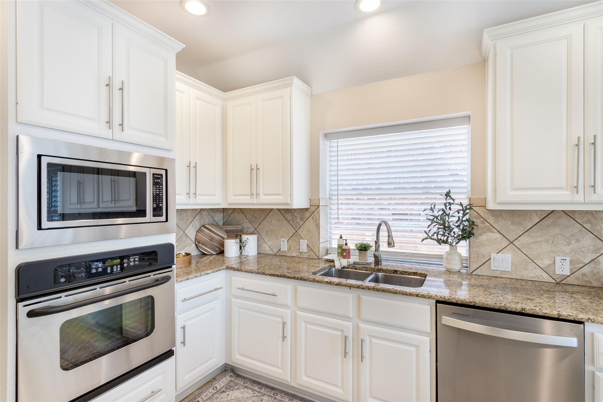 12709 Rush Creek Ln, Austin, TX 78732