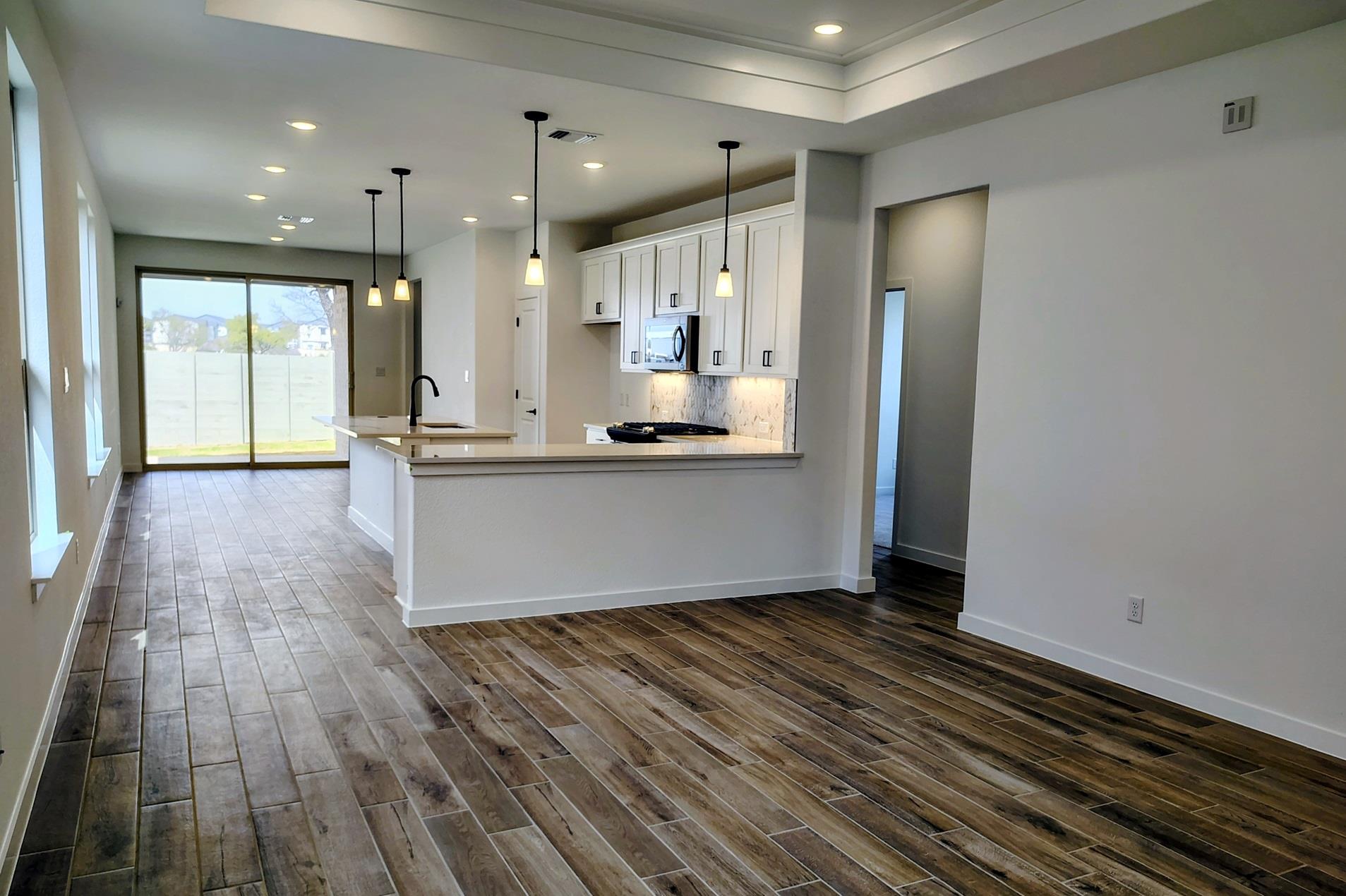 1832 Spring Mountain Cv, Georgetown, TX 78628