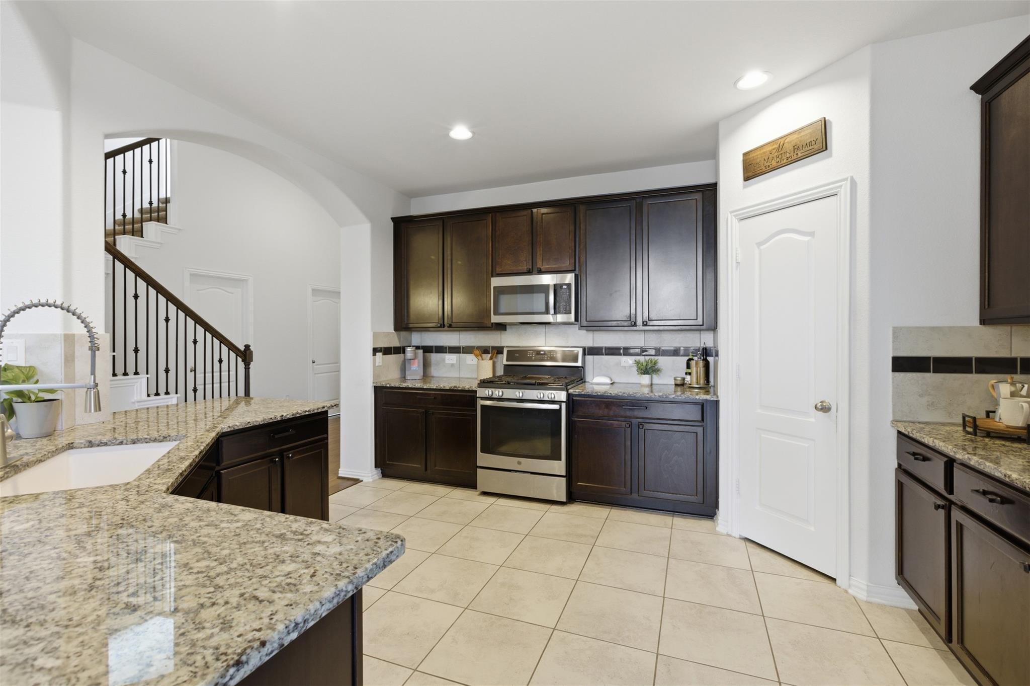 5863 Parma St, Round Rock, TX 78665