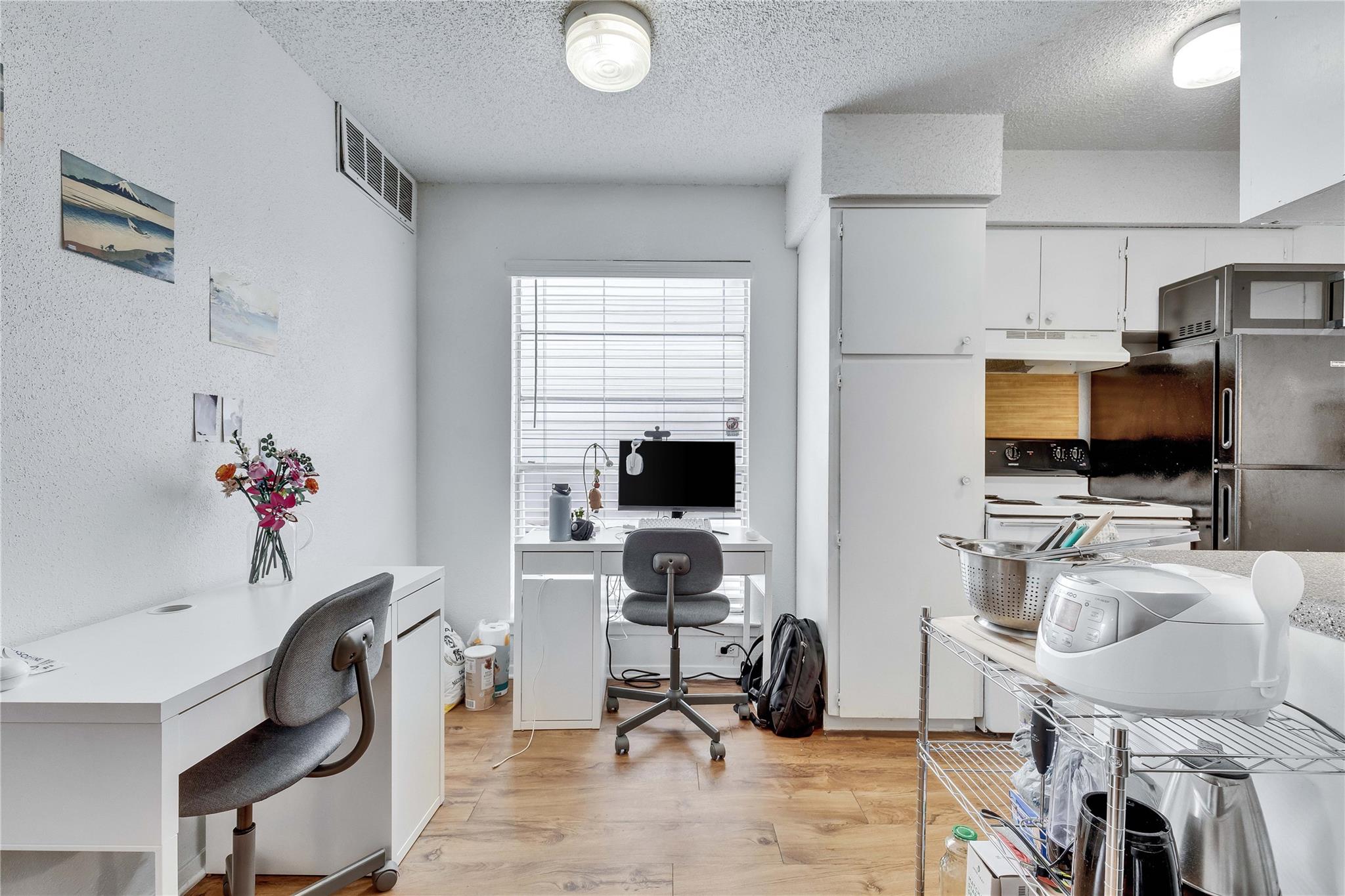 2803 Hemphill Park # B106, Austin, TX 78705