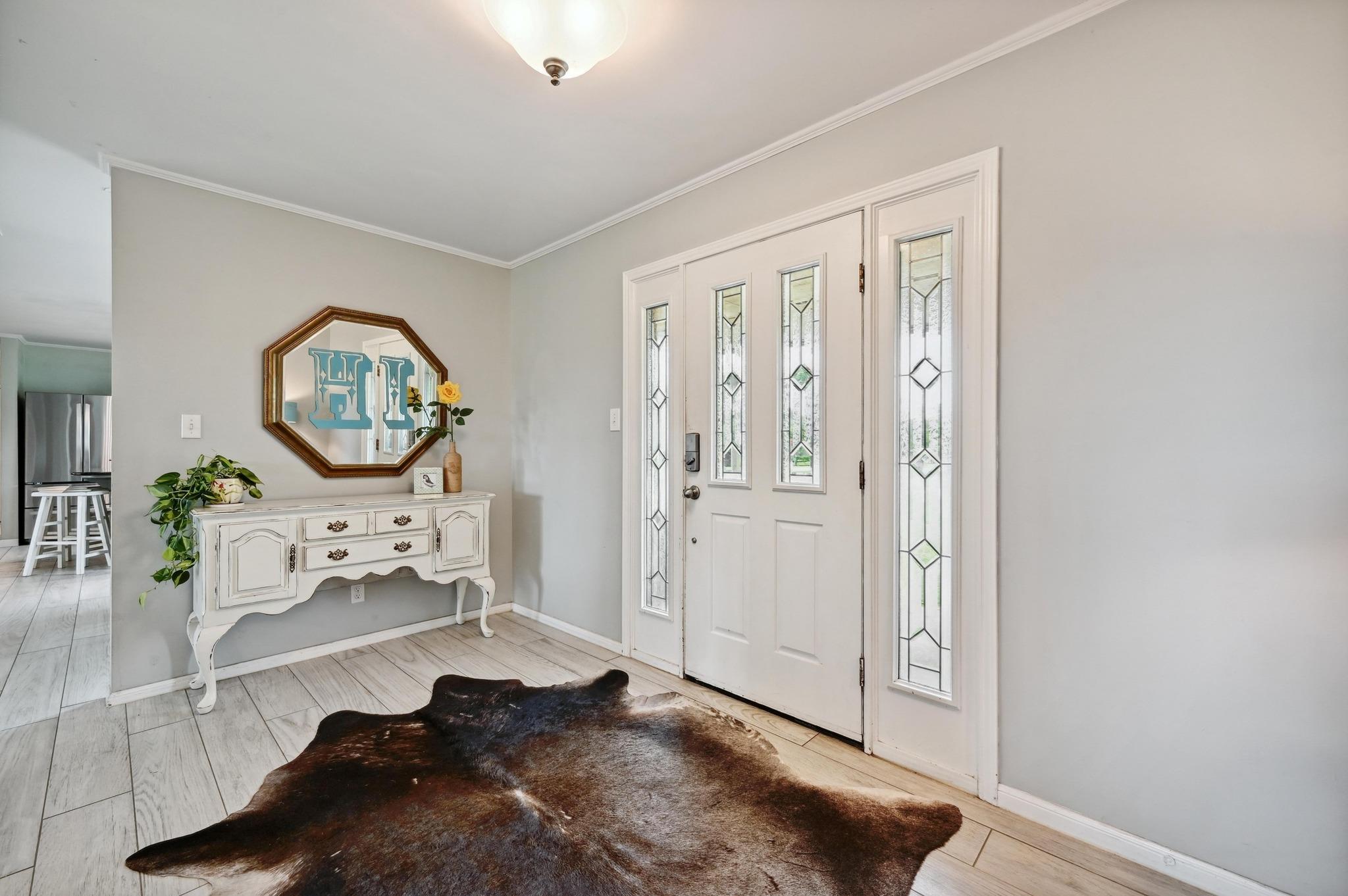 9209 Rock Way Dr, Austin, TX 78736