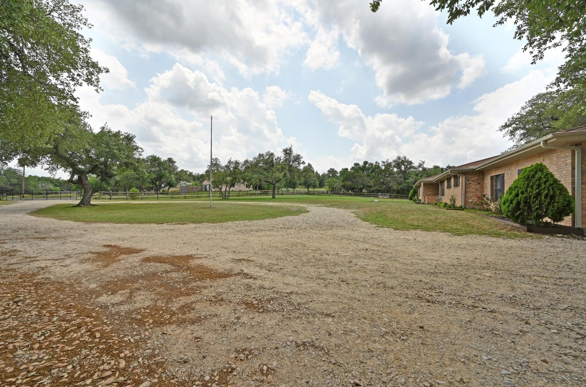 9209 Rock Way Dr, Austin, TX 78736