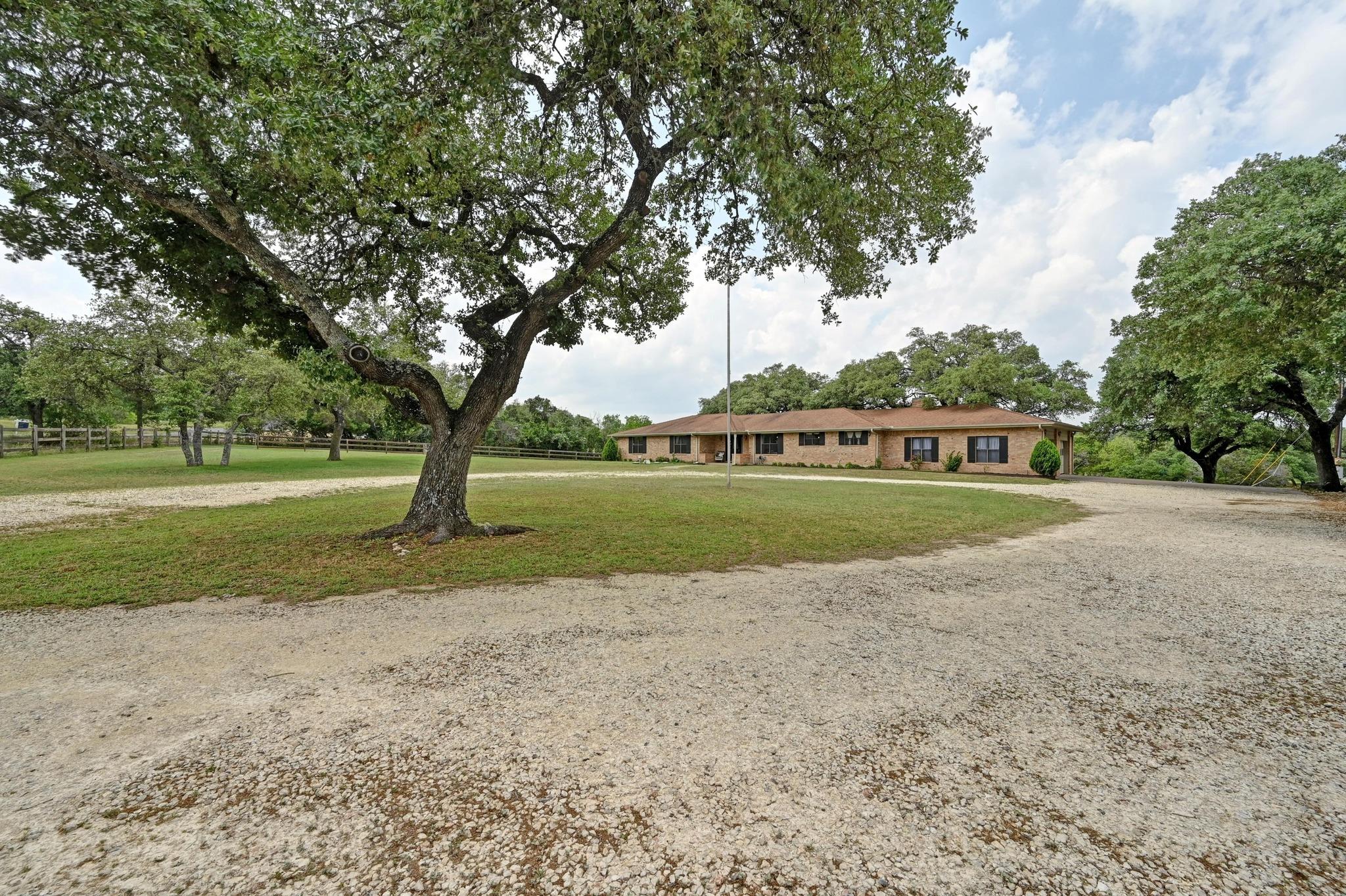 9209 Rock Way Dr, Austin, TX 78736