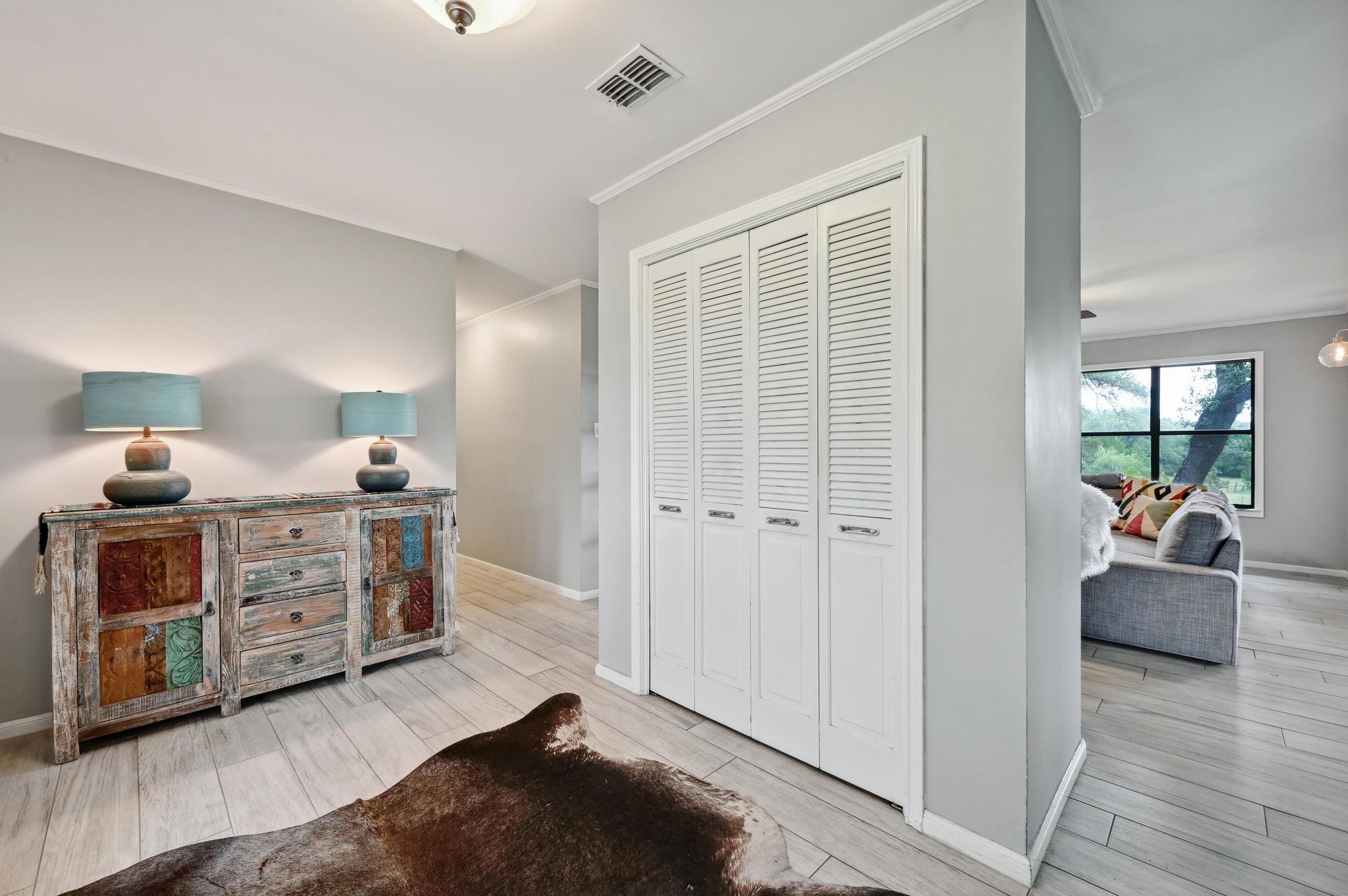 9209 Rock Way Dr, Austin, TX 78736