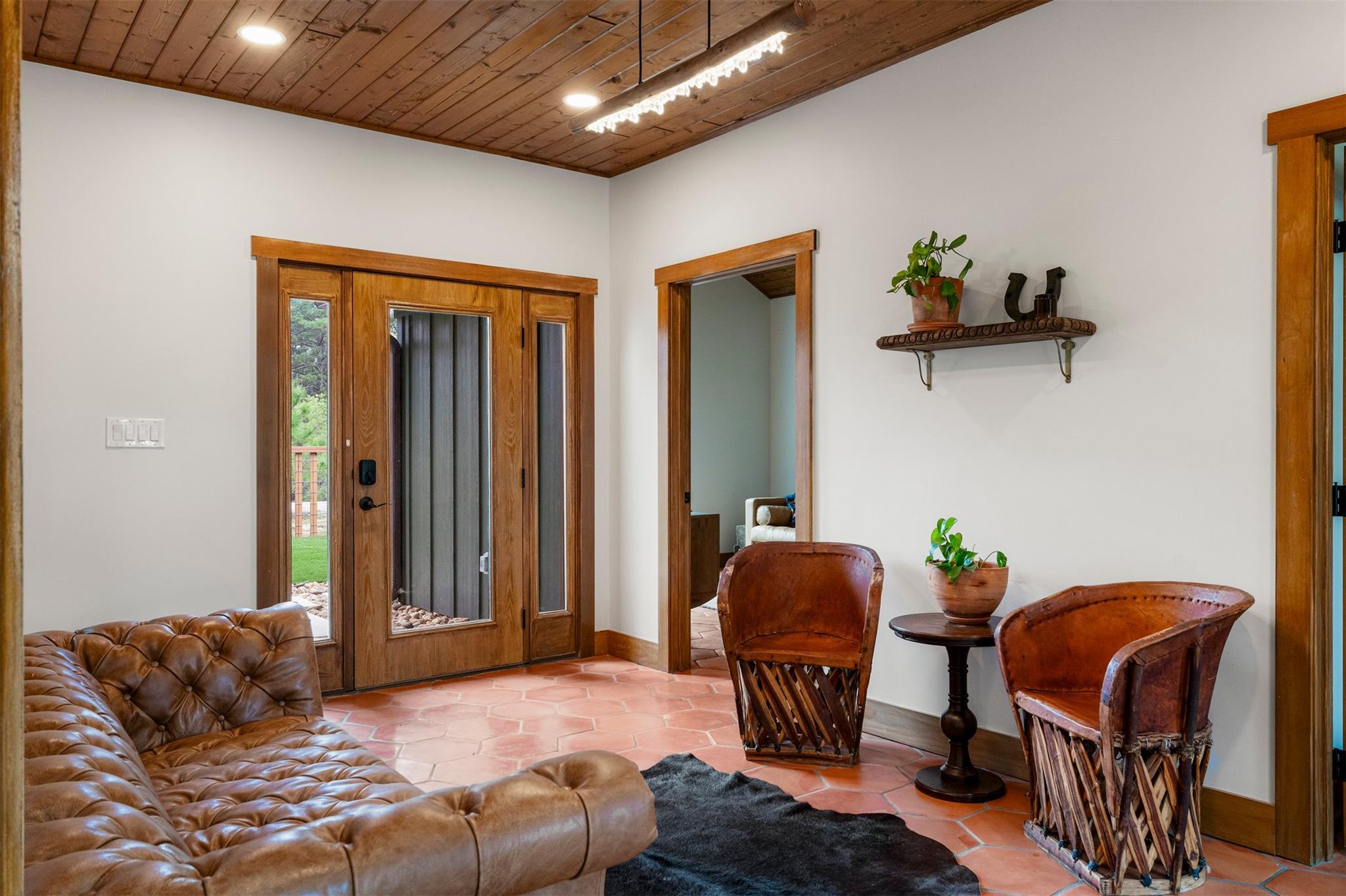 122 Mokolii Ct, Bastrop, TX 78602