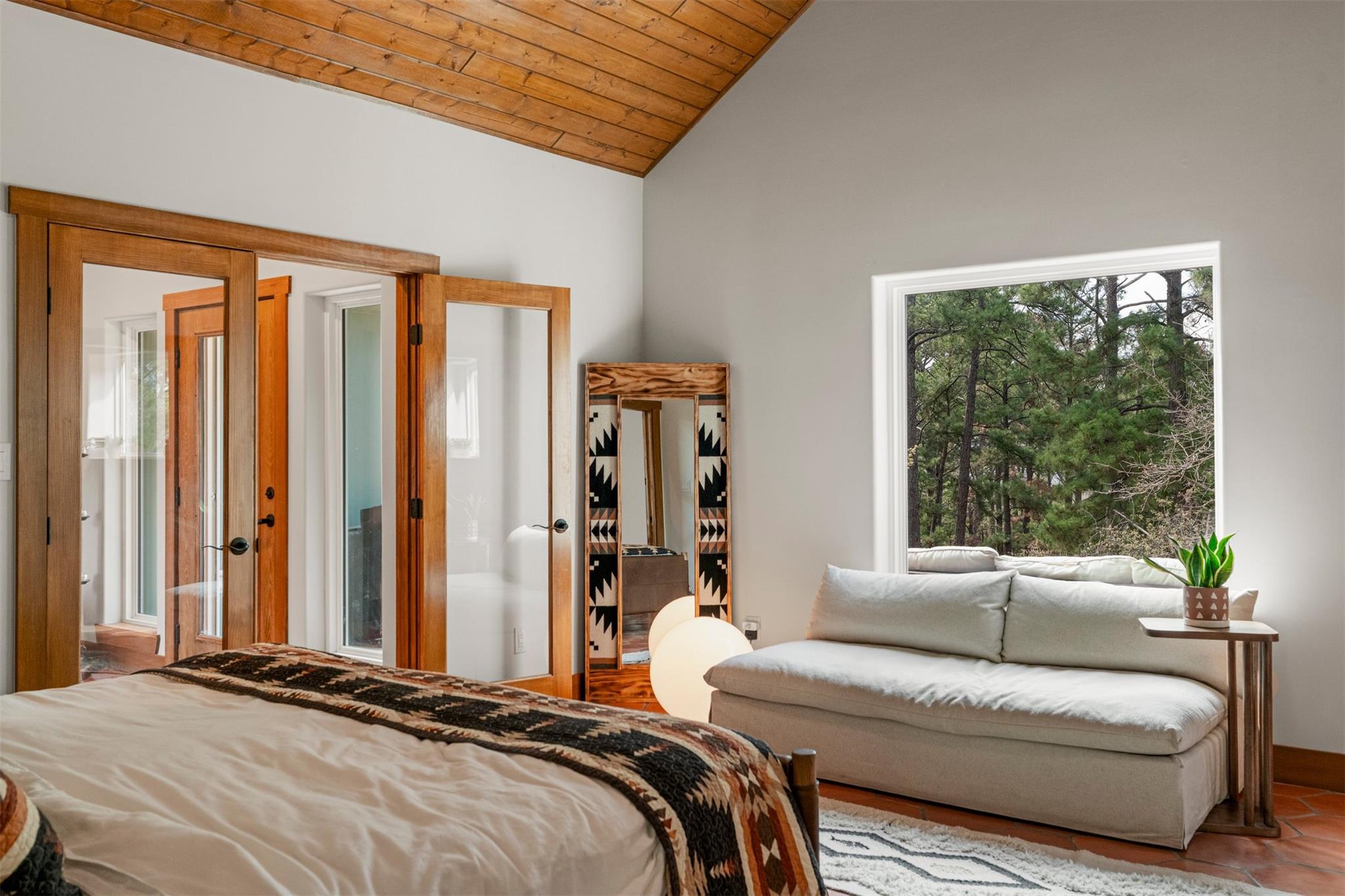 122 Mokolii Ct, Bastrop, TX 78602