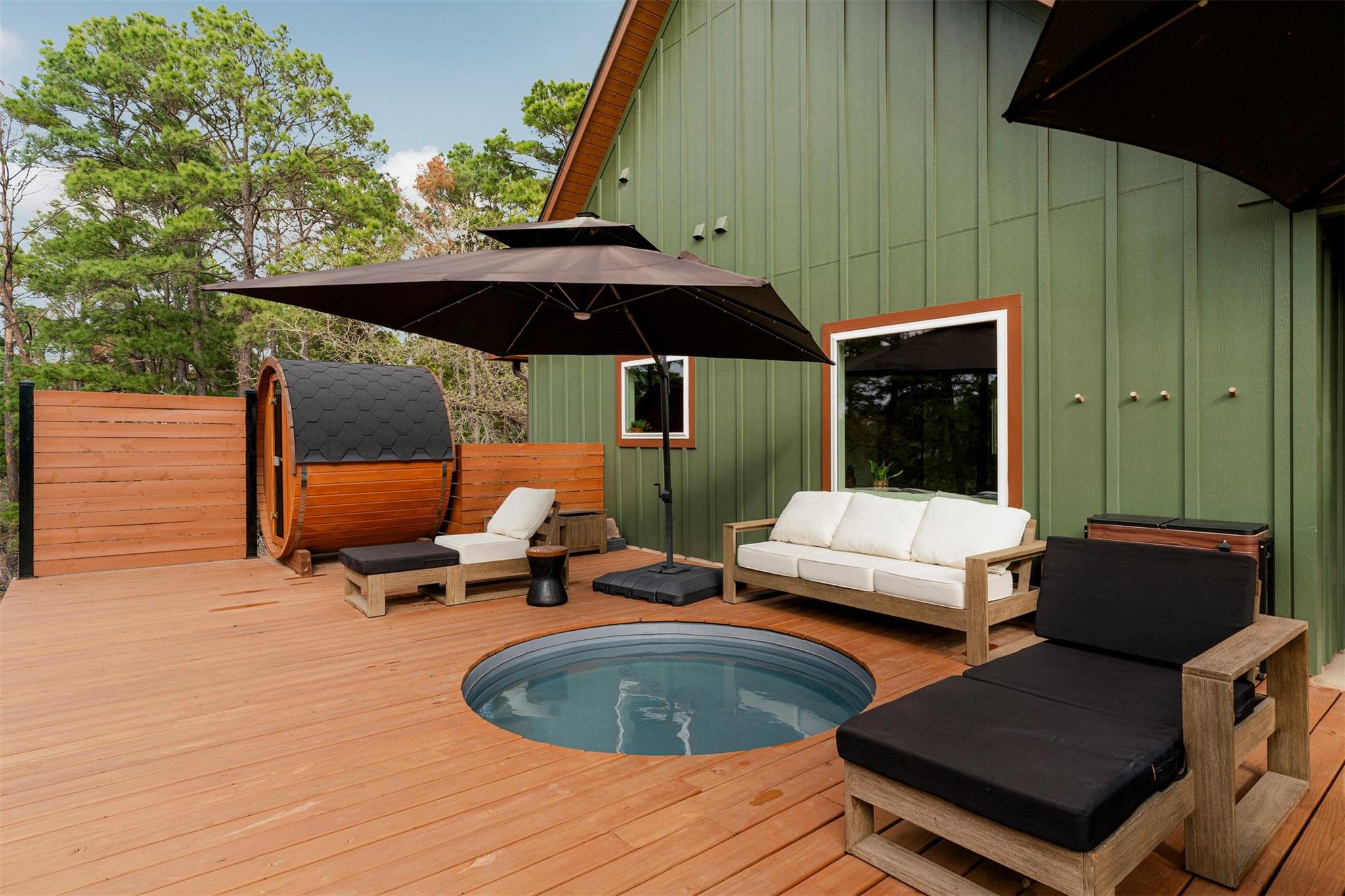 122 Mokolii Ct, Bastrop, TX 78602