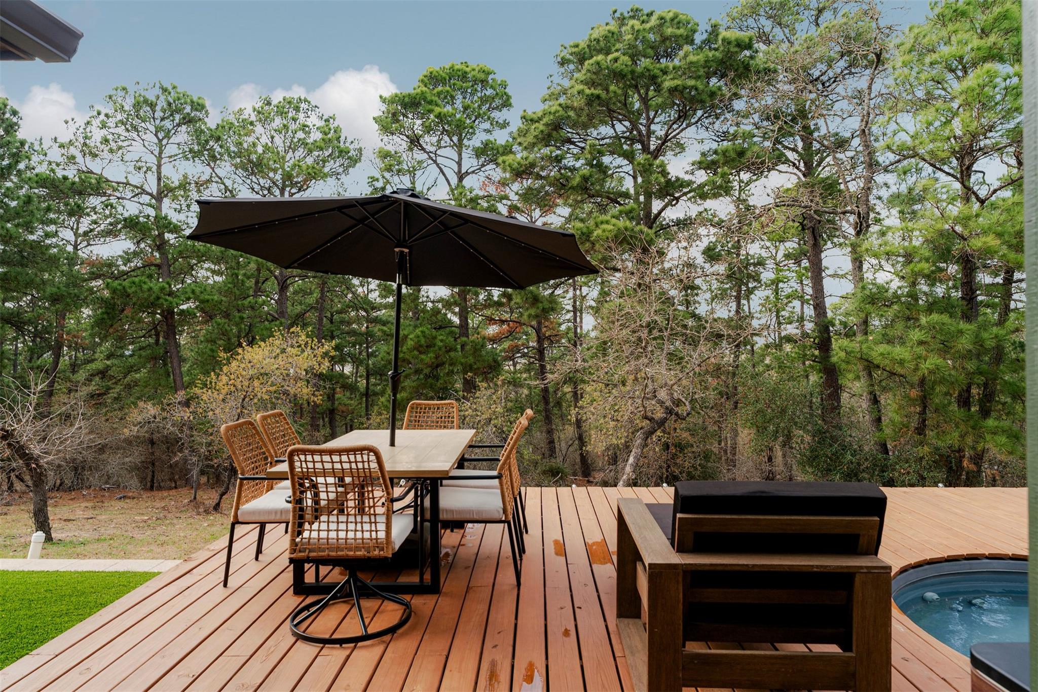 122 Mokolii Ct, Bastrop, TX 78602