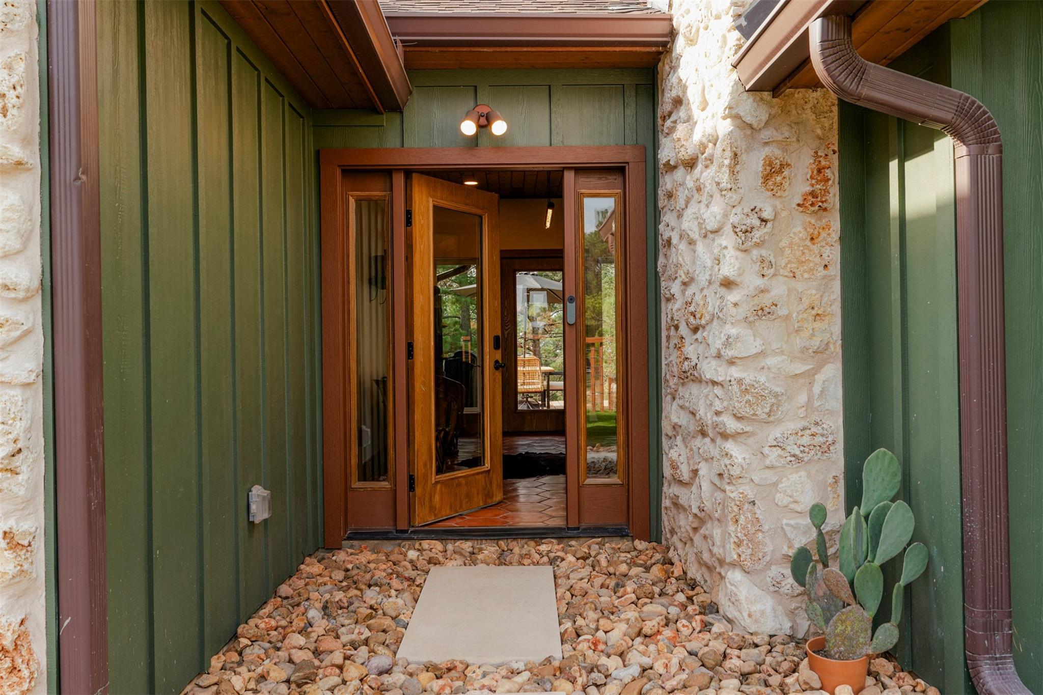 122 Mokolii Ct, Bastrop, TX 78602