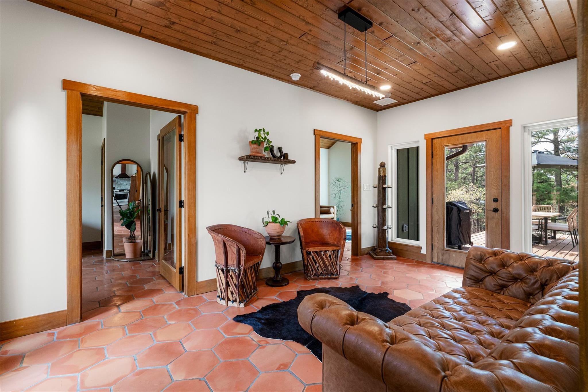 122 Mokolii Ct, Bastrop, TX 78602