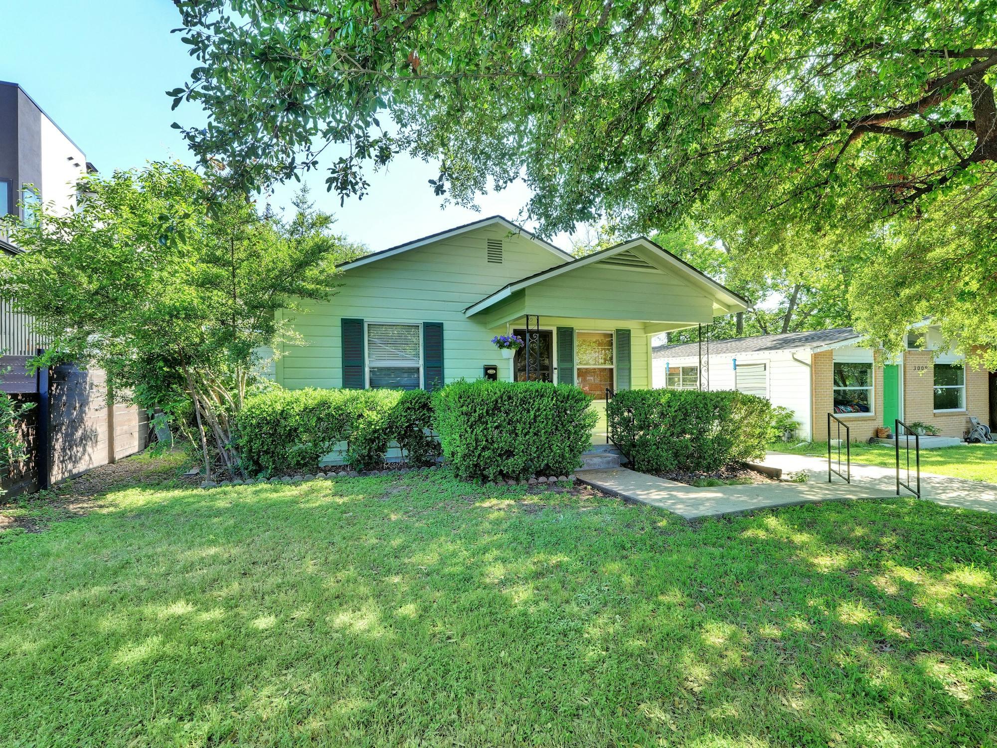 3011 E 17th St, Austin, TX 78702