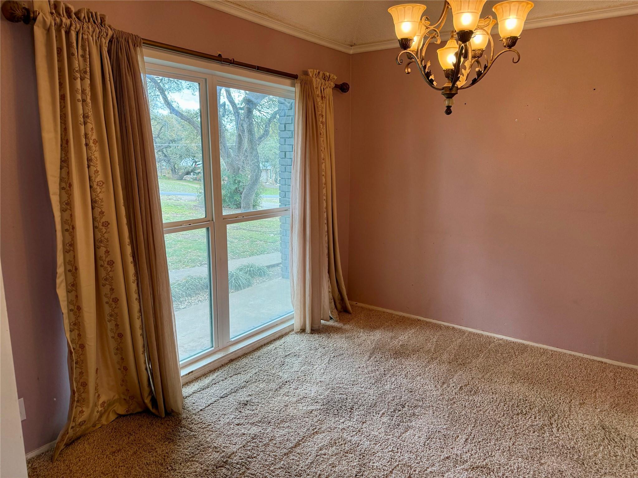 8402 Candelaria Dr, Austin, TX 78737