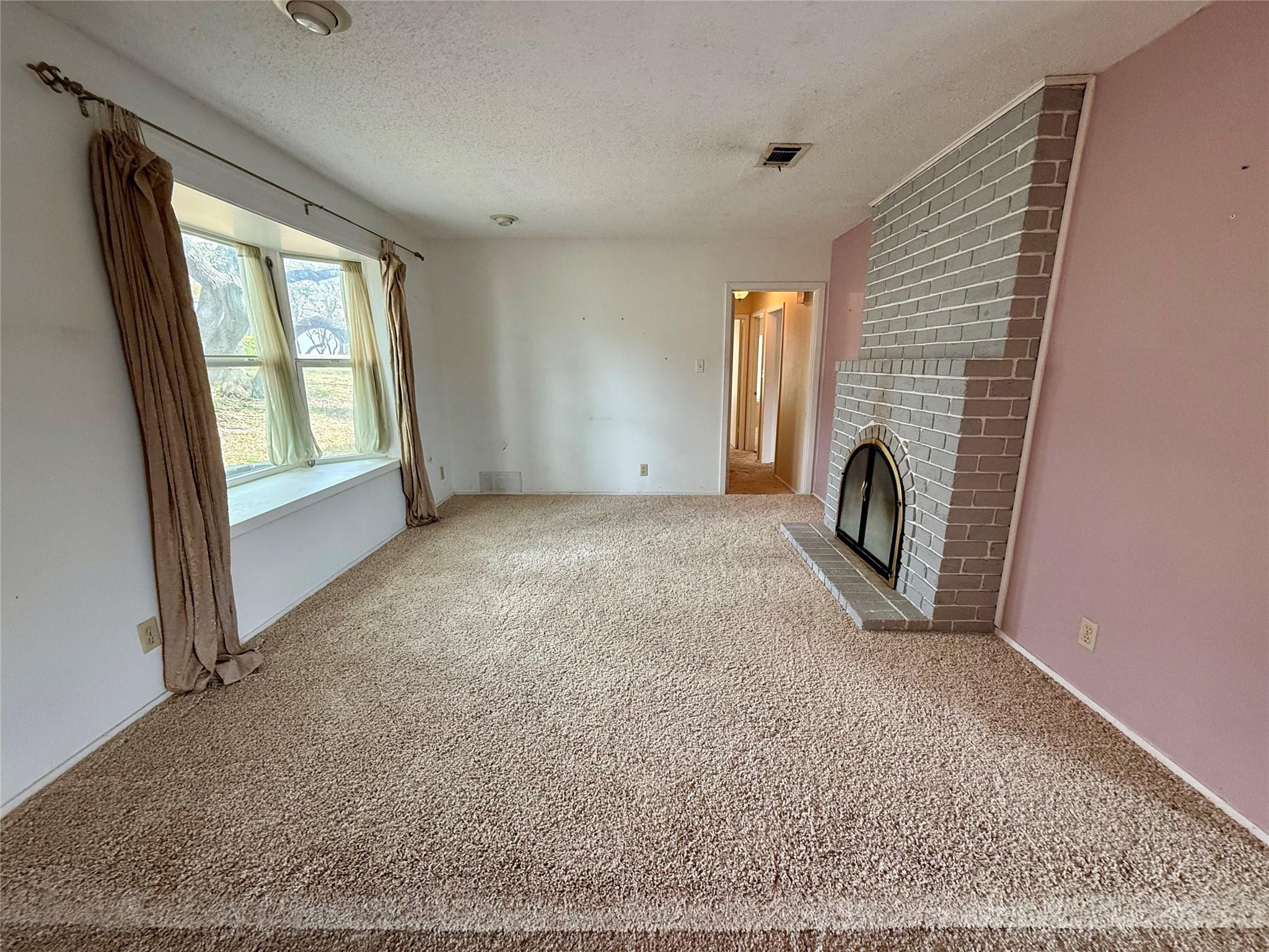 8402 Candelaria Dr, Austin, TX 78737