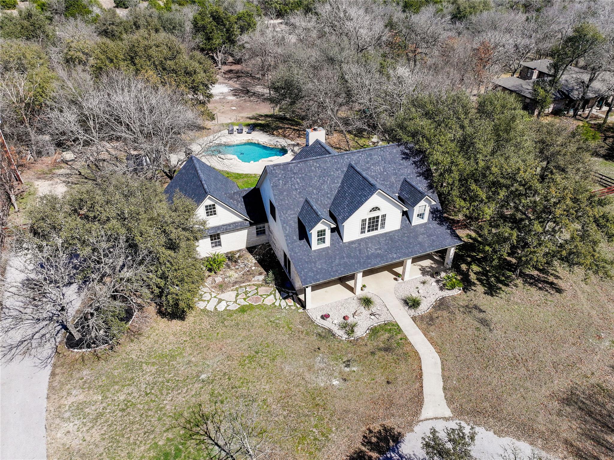 1060 Great Oaks Dr, Salado, TX 76571