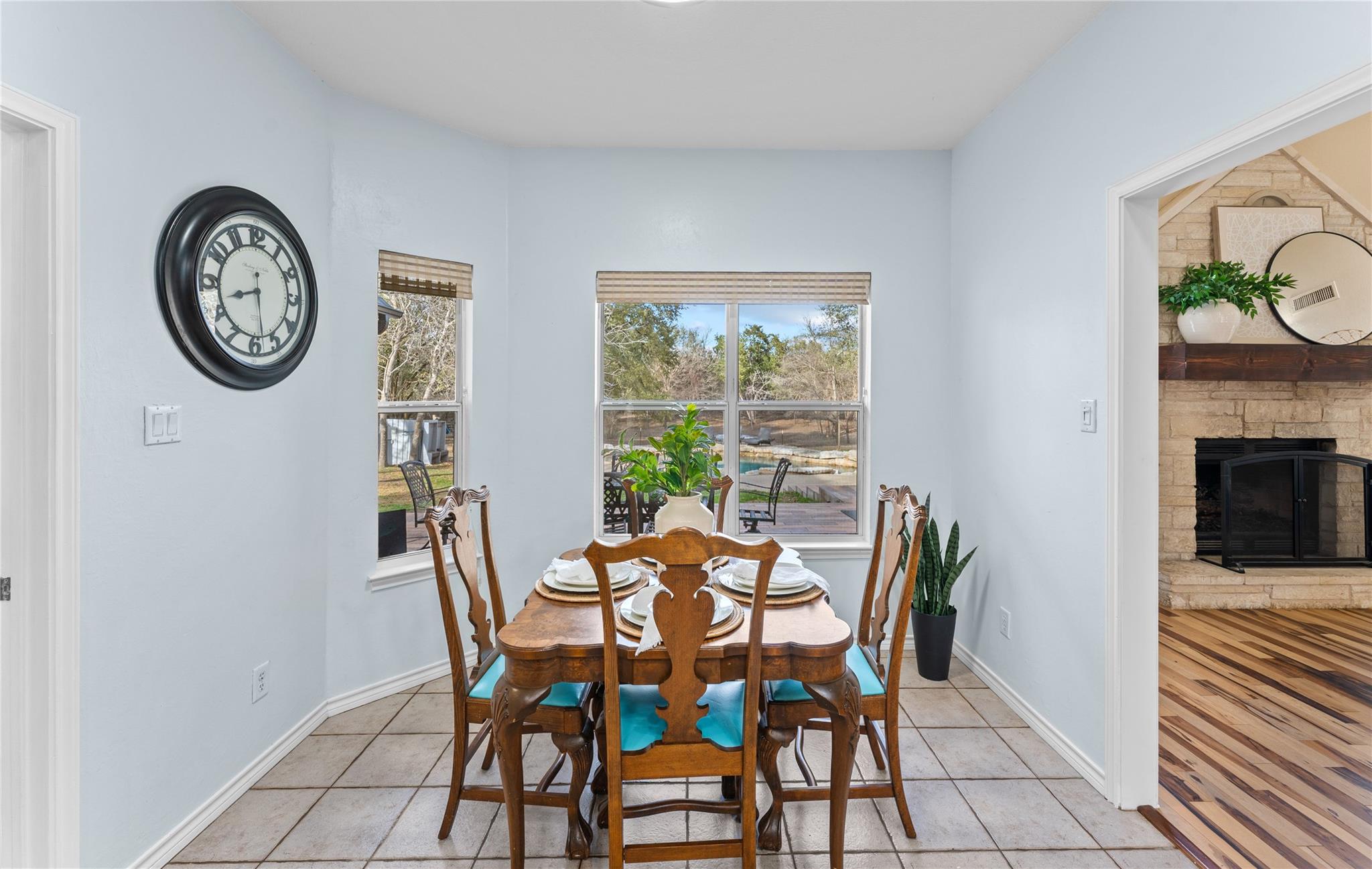 1060 Great Oaks Dr, Salado, TX 76571