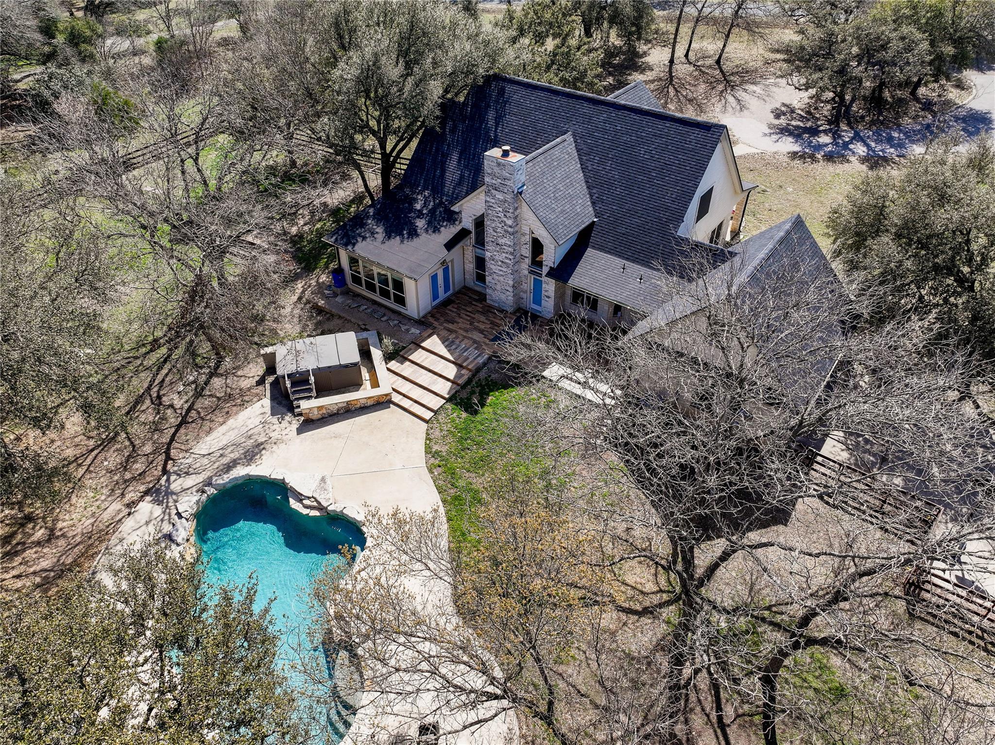 1060 Great Oaks Dr, Salado, TX 76571