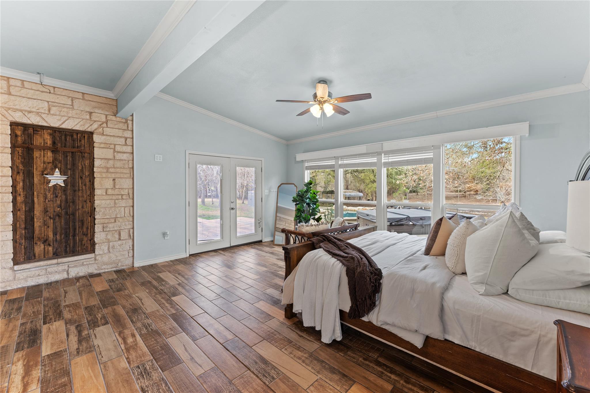 1060 Great Oaks Dr, Salado, TX 76571