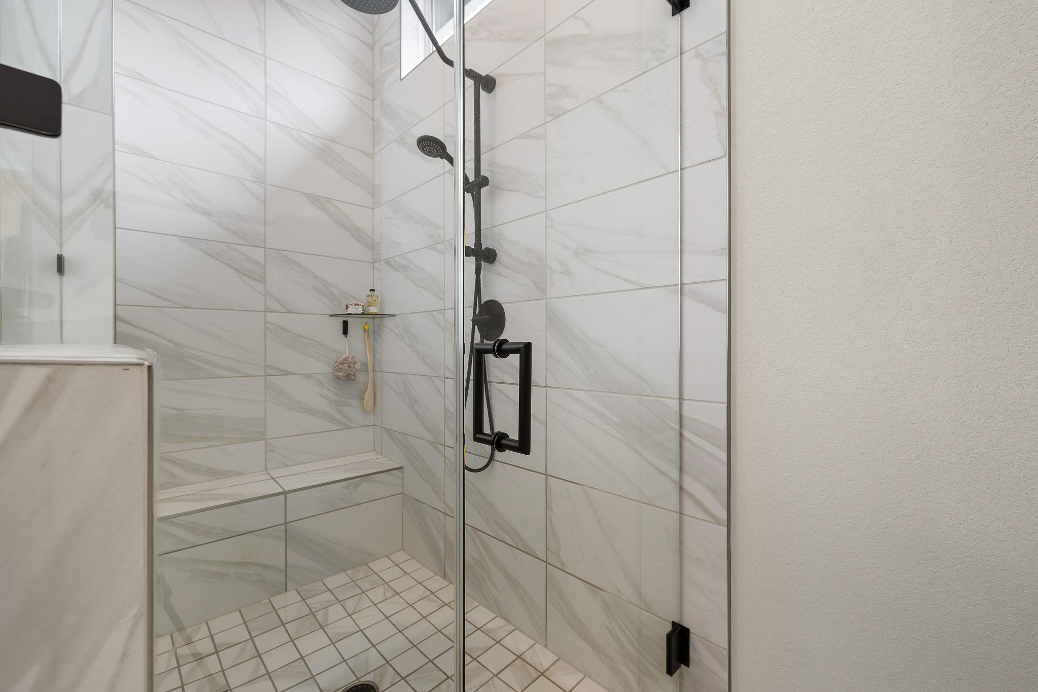 153 McNaughton Dr, Liberty Hill, TX 78642