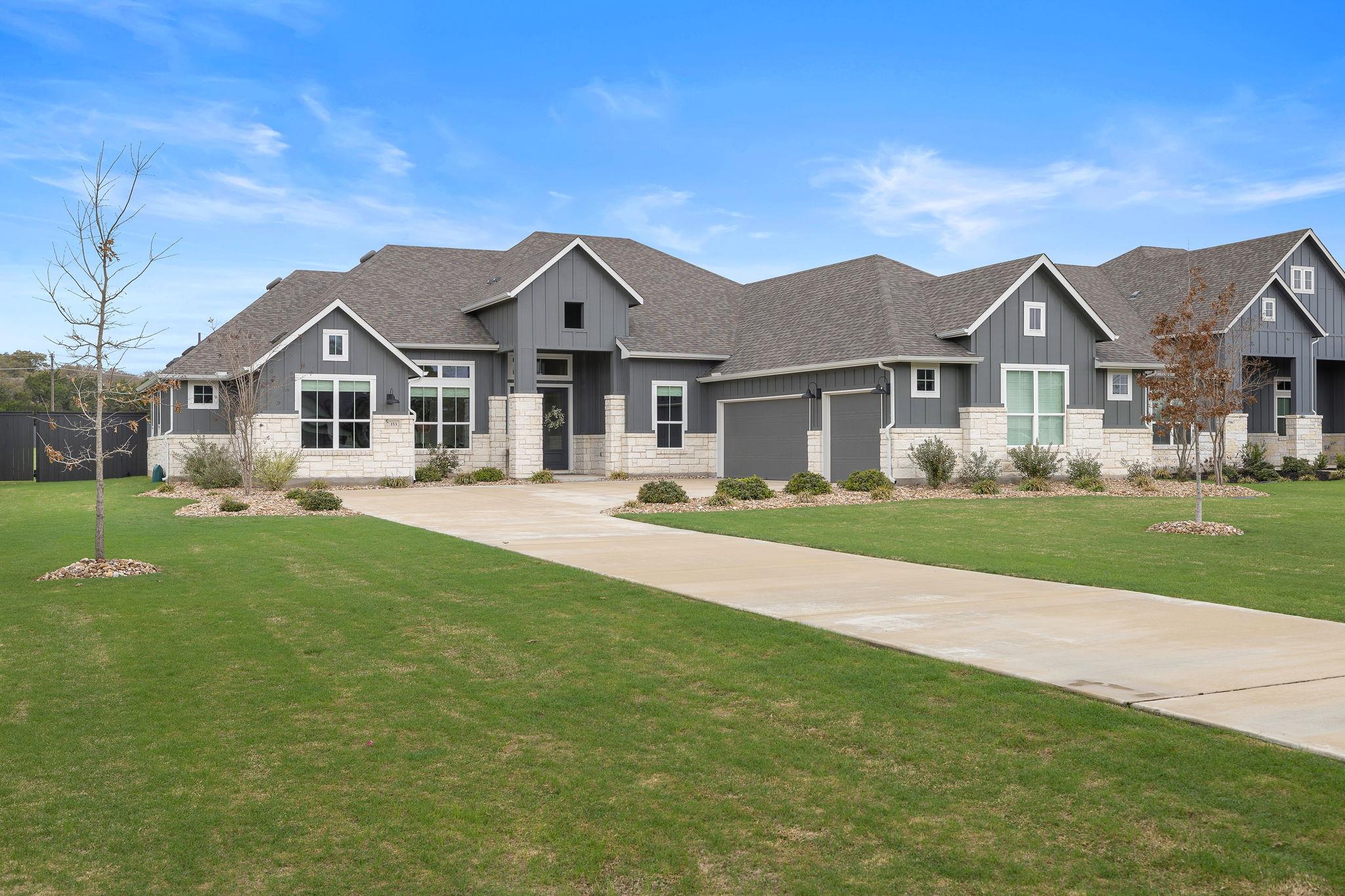 153 McNaughton Dr, Liberty Hill, TX 78642