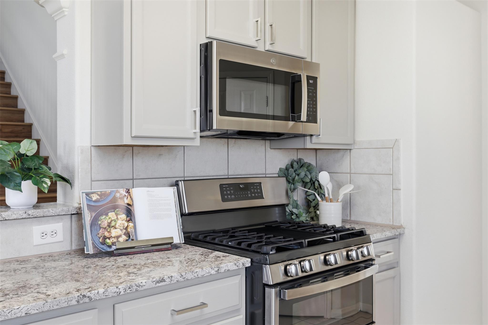 712 Runners Rdg, Pflugerville, TX 78660