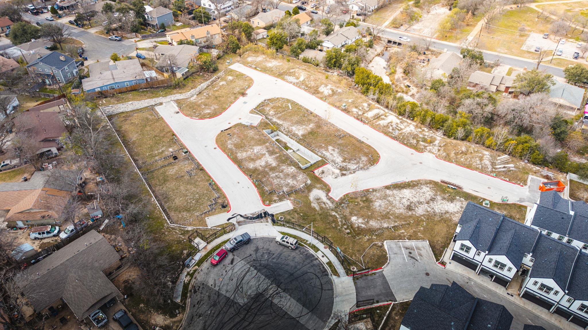 1300 McKie Dr, Austin, TX 78752