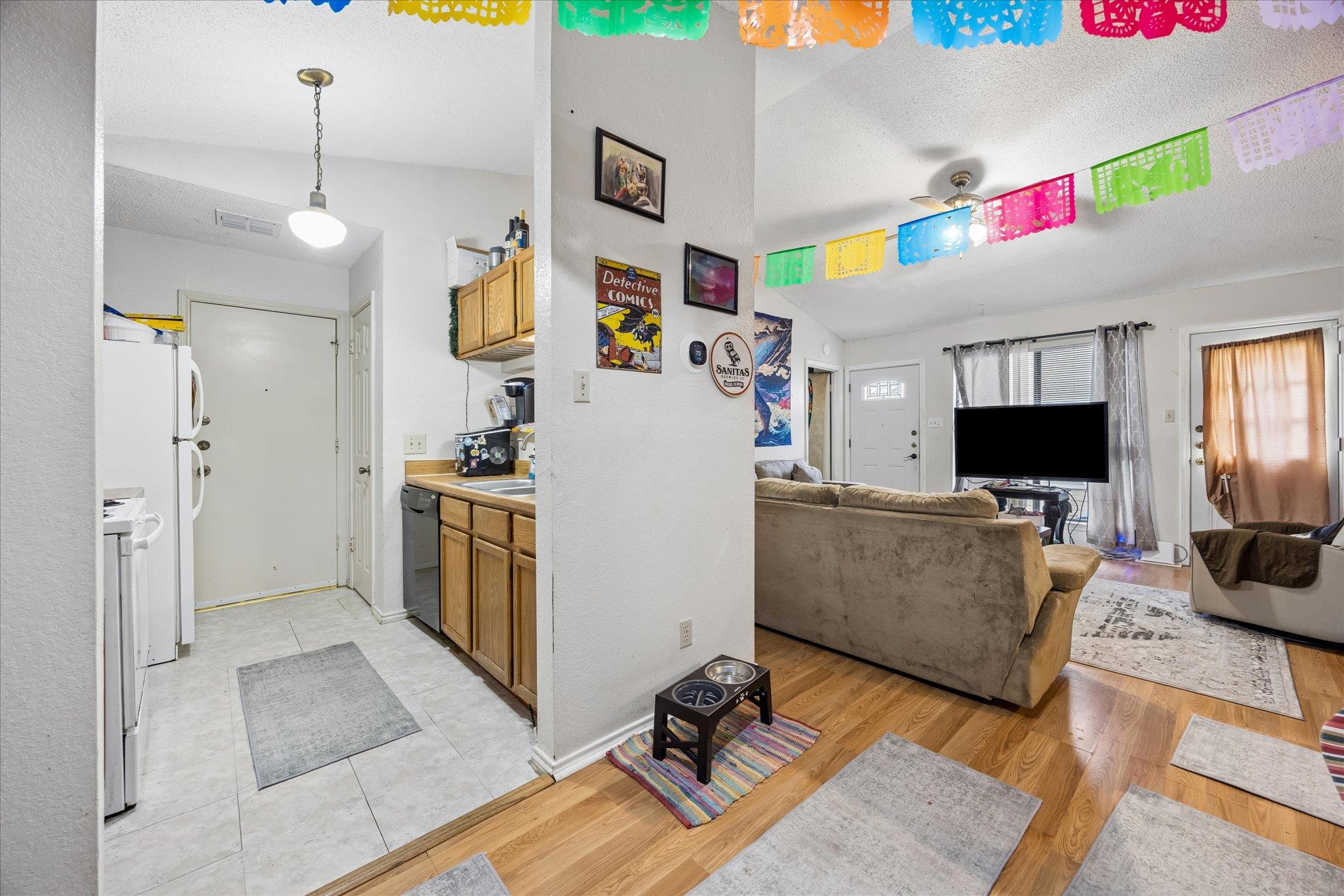 9401 Kempler Dr, Austin, TX 78748