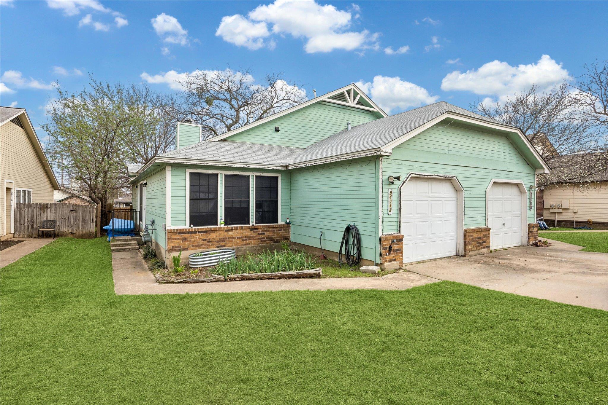 9401 Kempler Dr, Austin, TX 78748