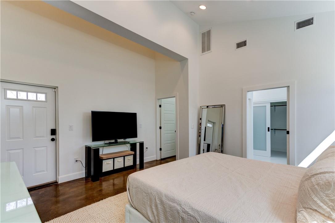 2715 ZARAGOSA St, Austin, TX 78702