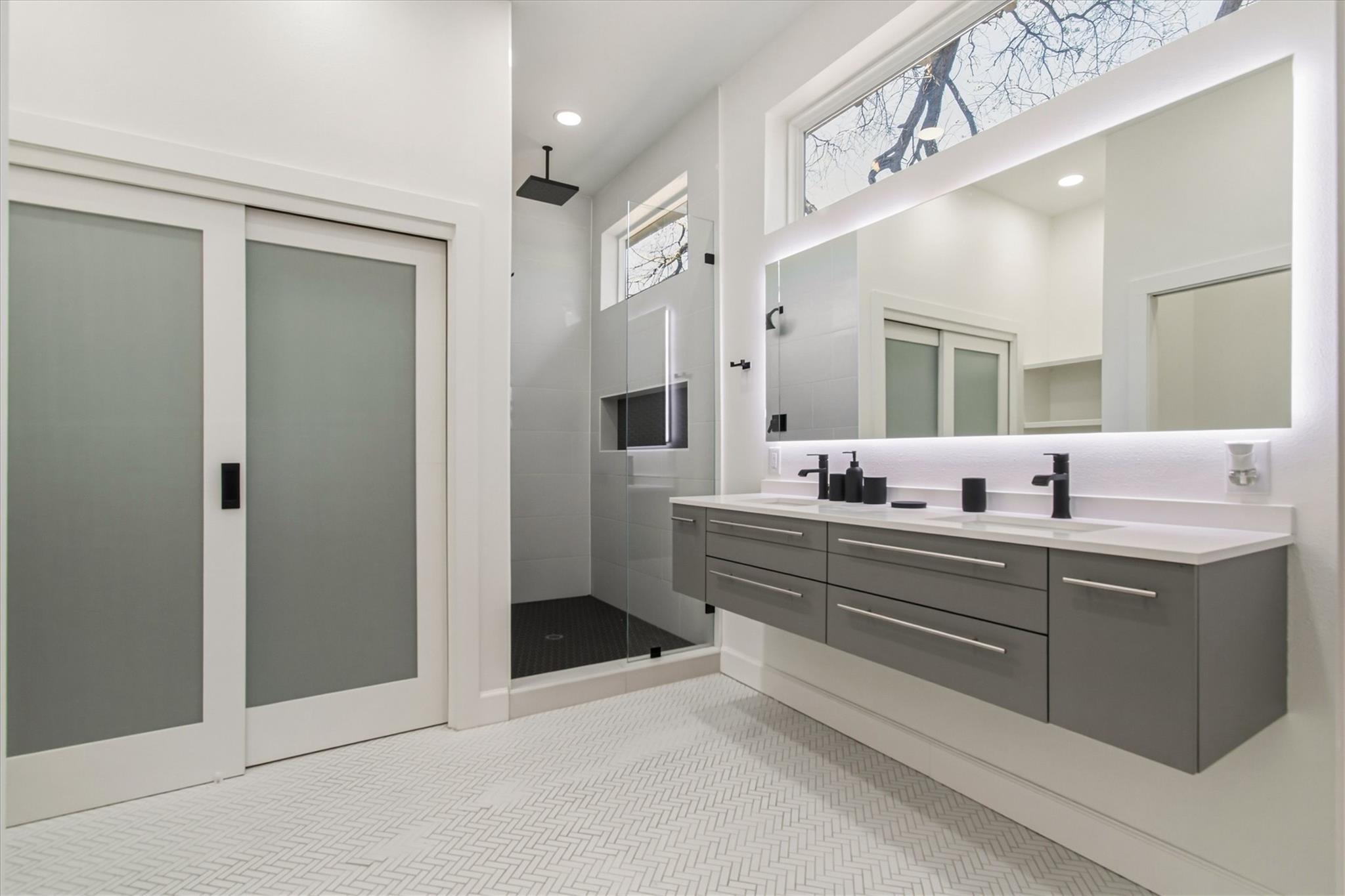 2715 Zaragosa St, Austin, TX 78702