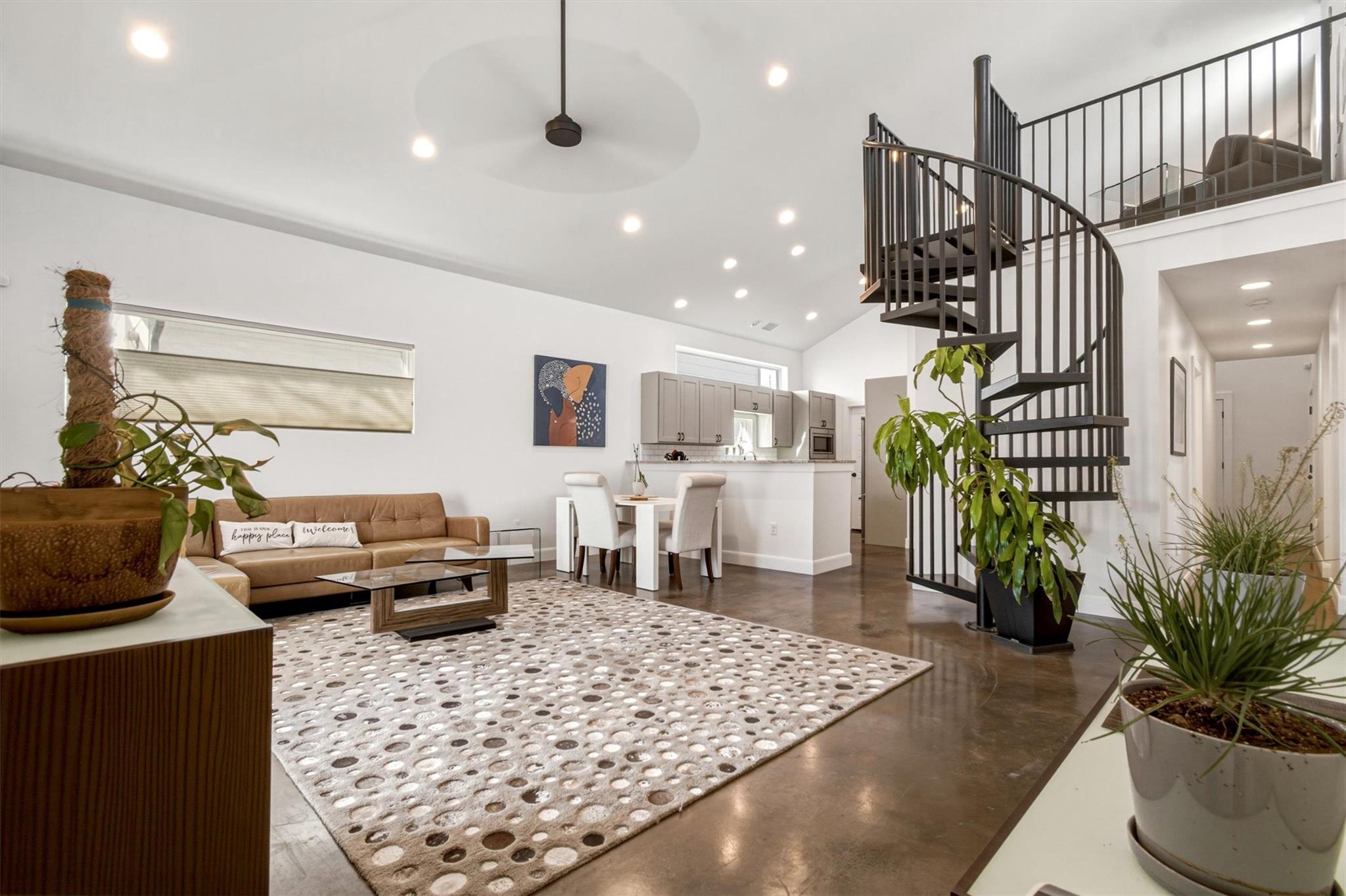 2715 Zaragosa St, Austin, TX 78702