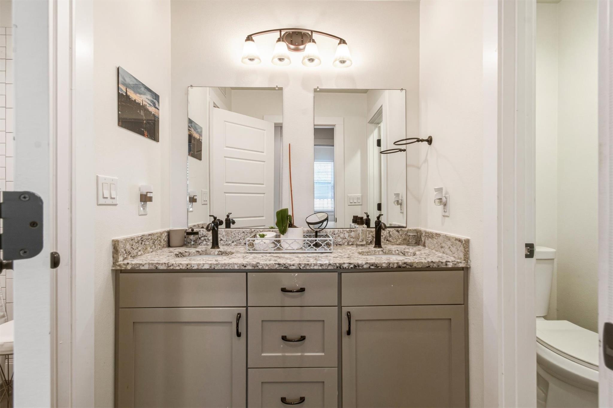 2715 Zaragosa St, Austin, TX 78702