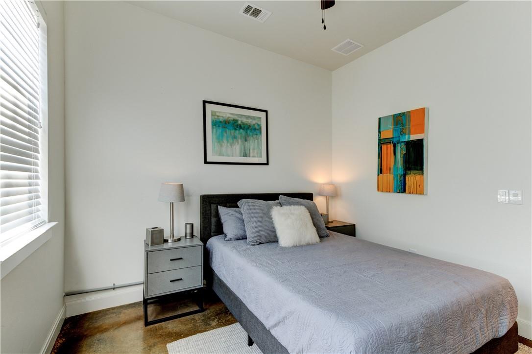 2715 ZARAGOSA St, Austin, TX 78702