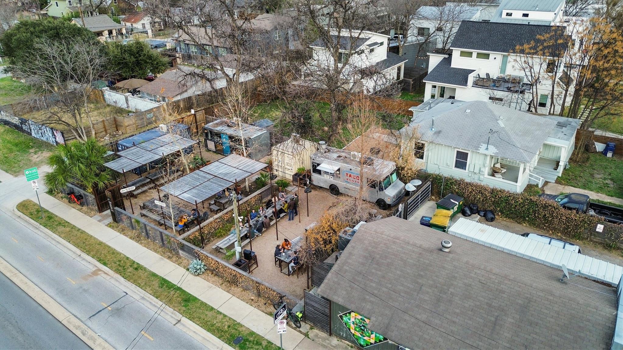 2715 ZARAGOSA St, Austin, TX 78702