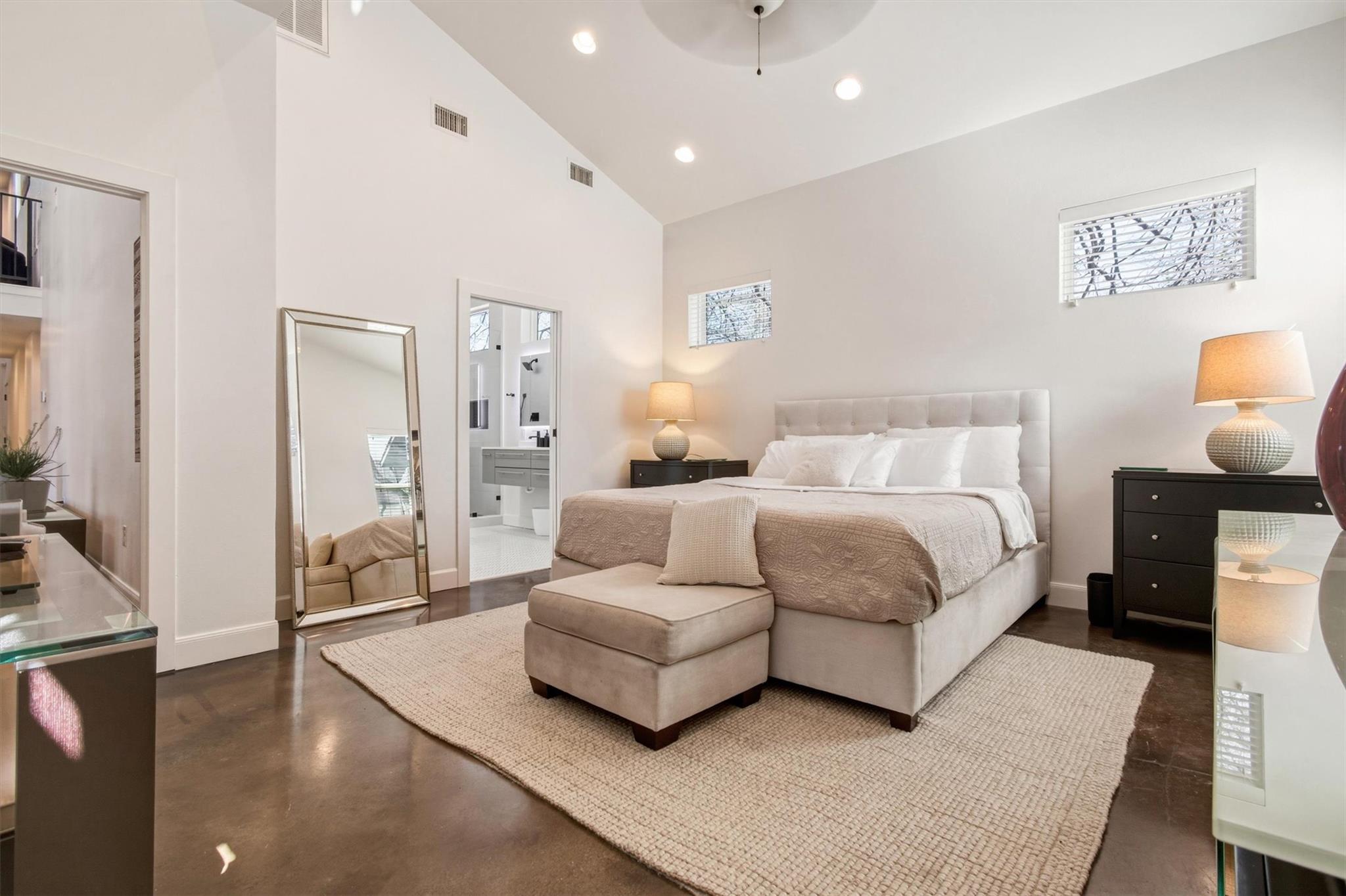 2715 Zaragosa St, Austin, TX 78702