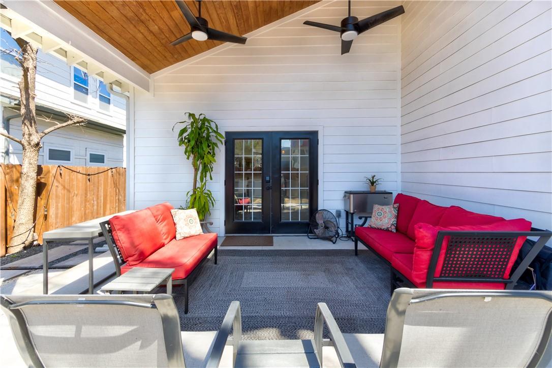 2715 ZARAGOSA St, Austin, TX 78702