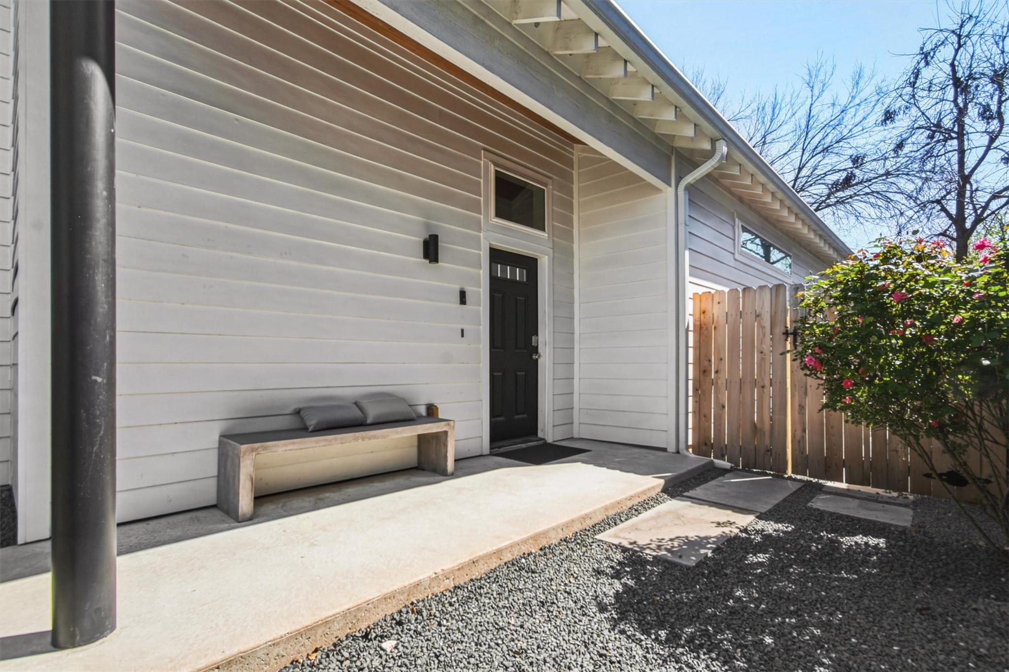 2715 Zaragosa St, Austin, TX 78702