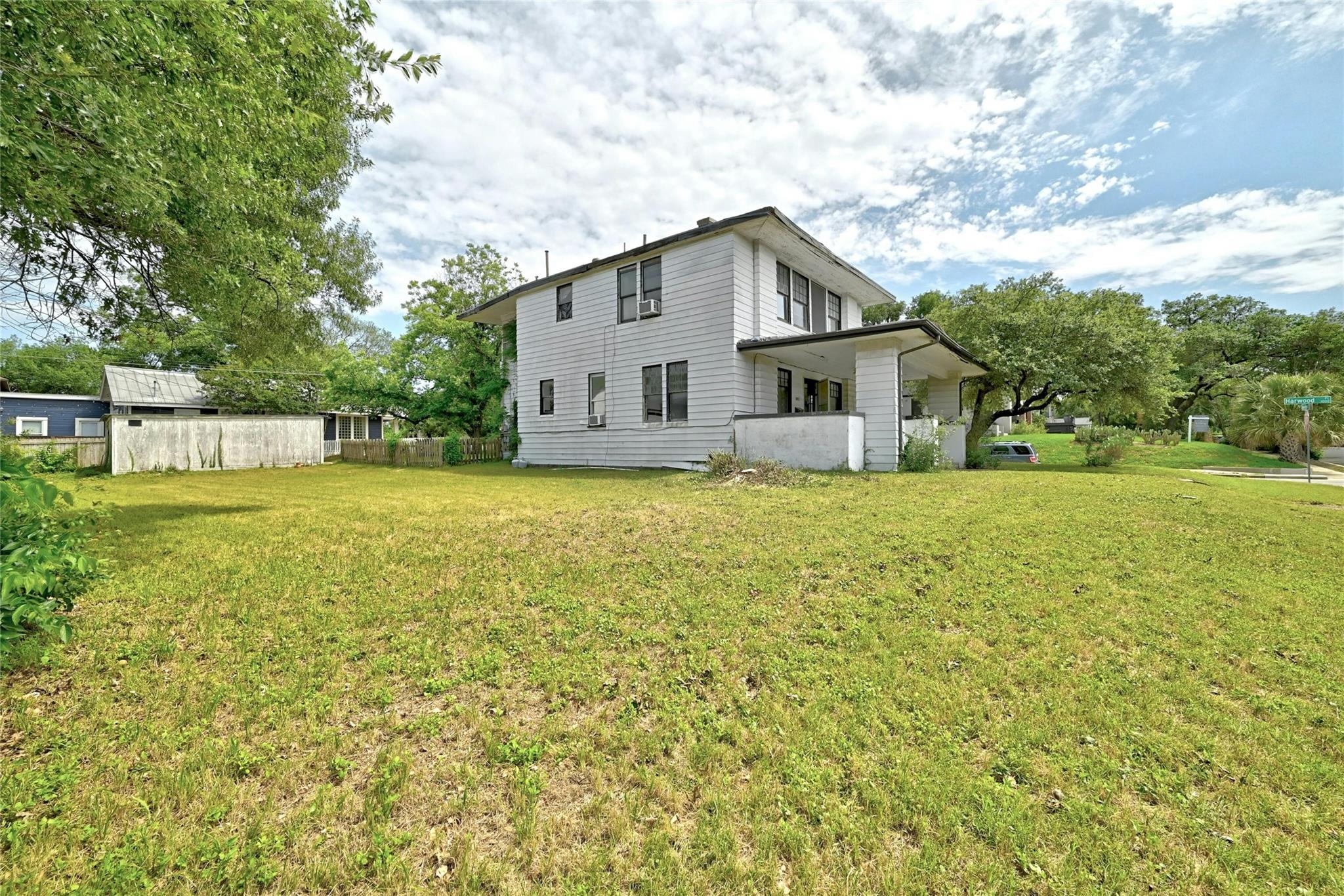 1107 Travis Heights Blvd, Austin, TX 78704