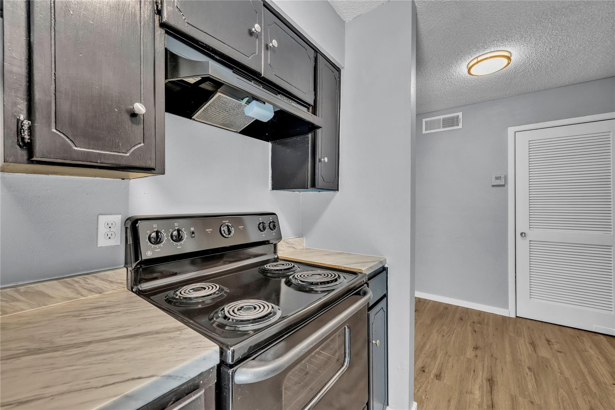 309 E Dean Ave, Killeen, TX 76541