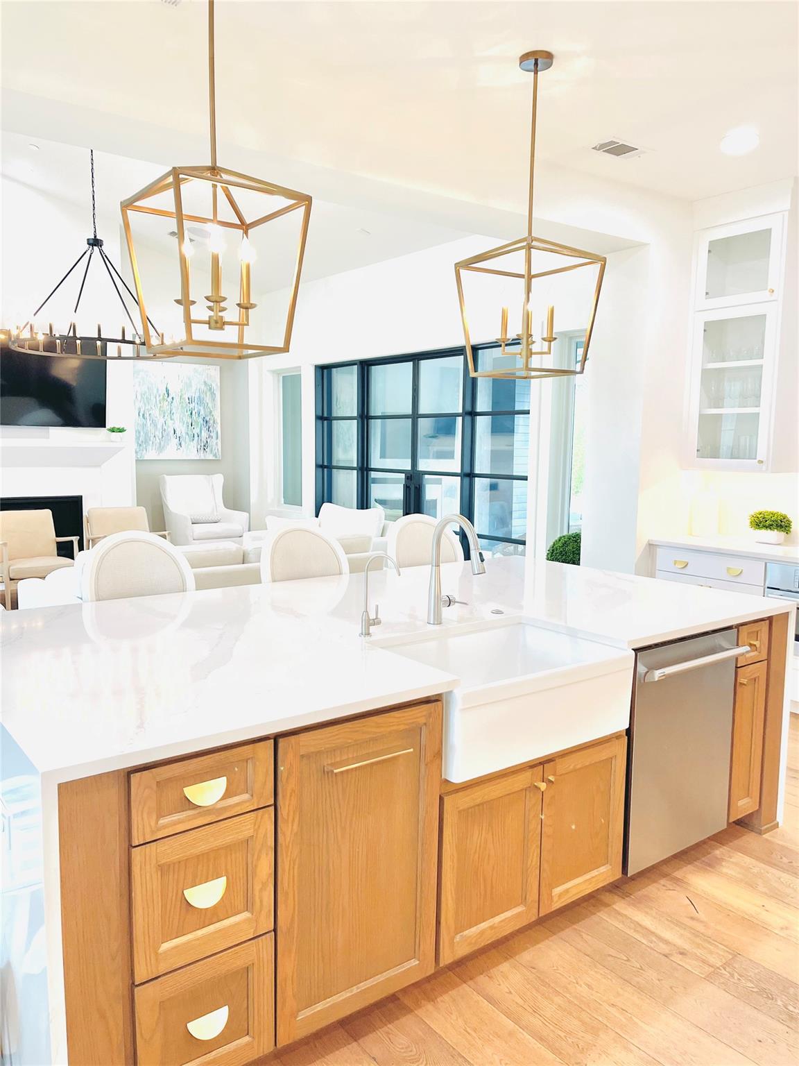 5103 ROLLINGWOOD Dr, Rollingwood, TX 78746