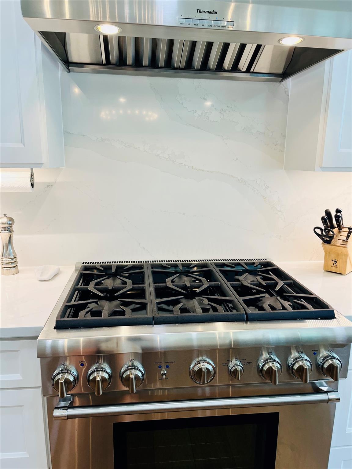 5103 ROLLINGWOOD Dr, Rollingwood, TX 78746