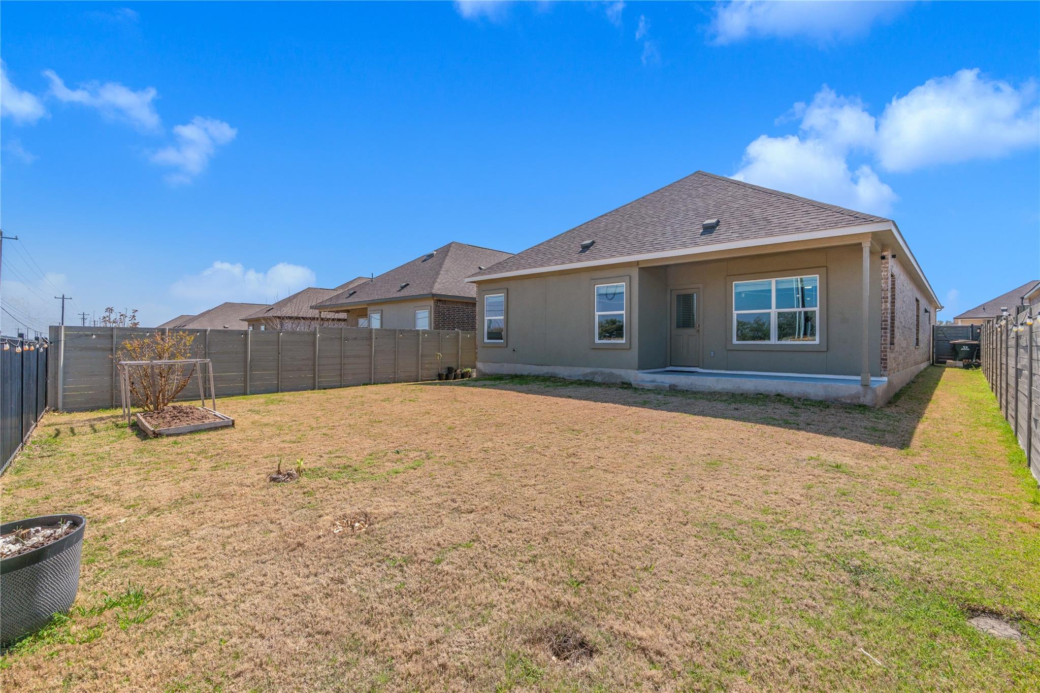 212 Flint Mountain Rd, Georgetown, TX 78628