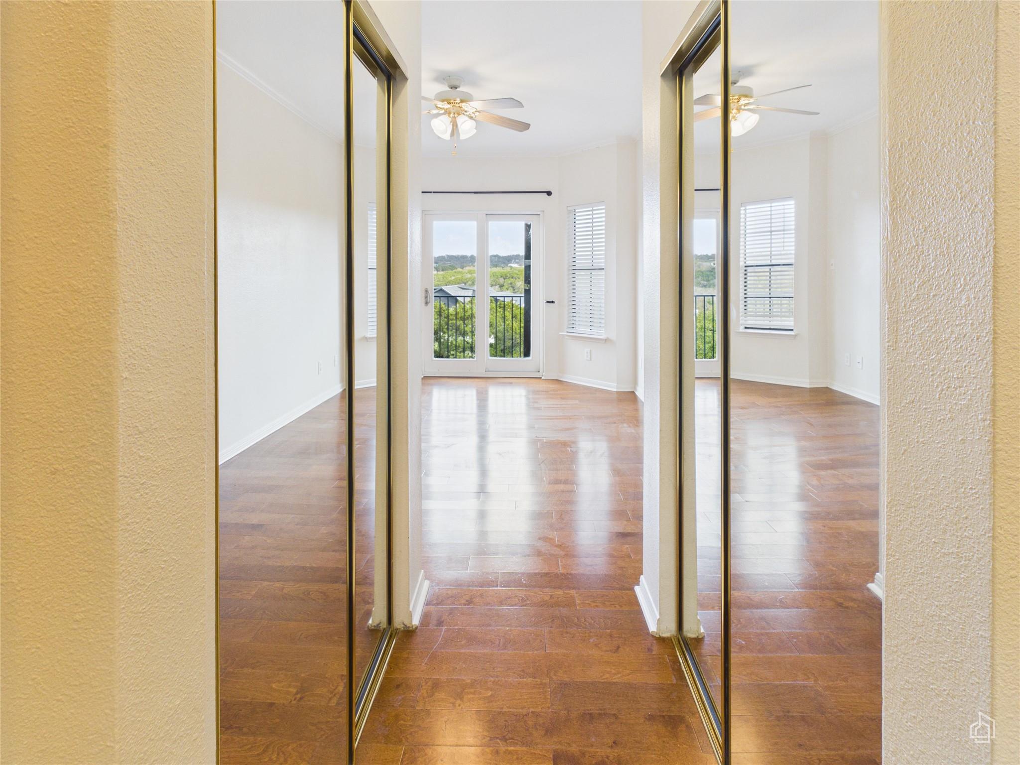 1741 Spyglass Dr # 2-201, Austin, TX 78746