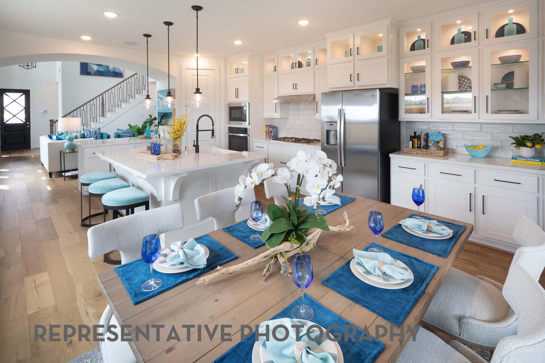 252 Menlo Bnd, Liberty Hill, TX 78642